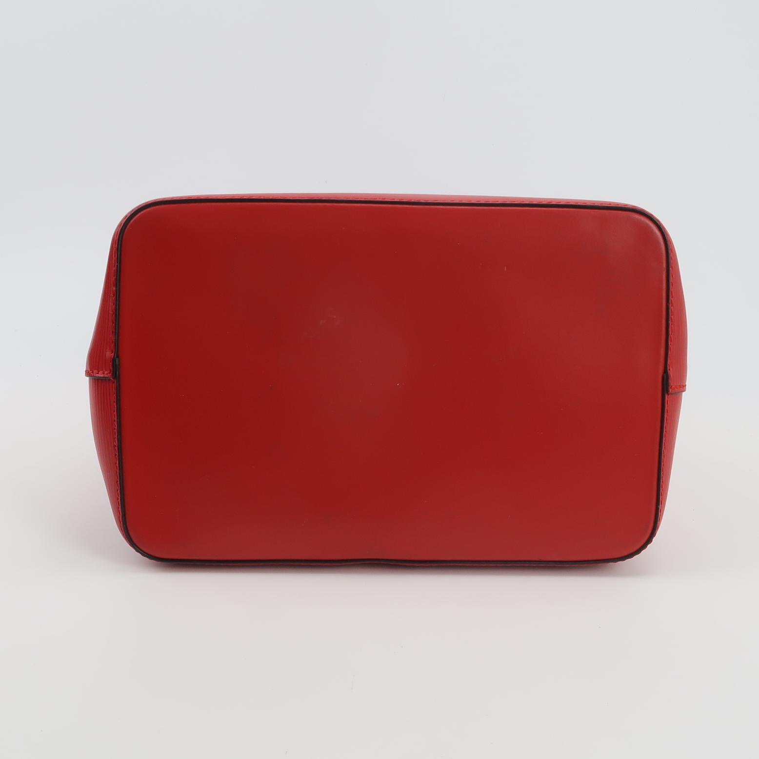 Louis Vuitton(LV) NeoNoe Handbag Epi Leather MM — photo 6 of 15
