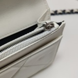Chanel 19 Wallet on Chain Quilted Lambskin — thumbnail 7