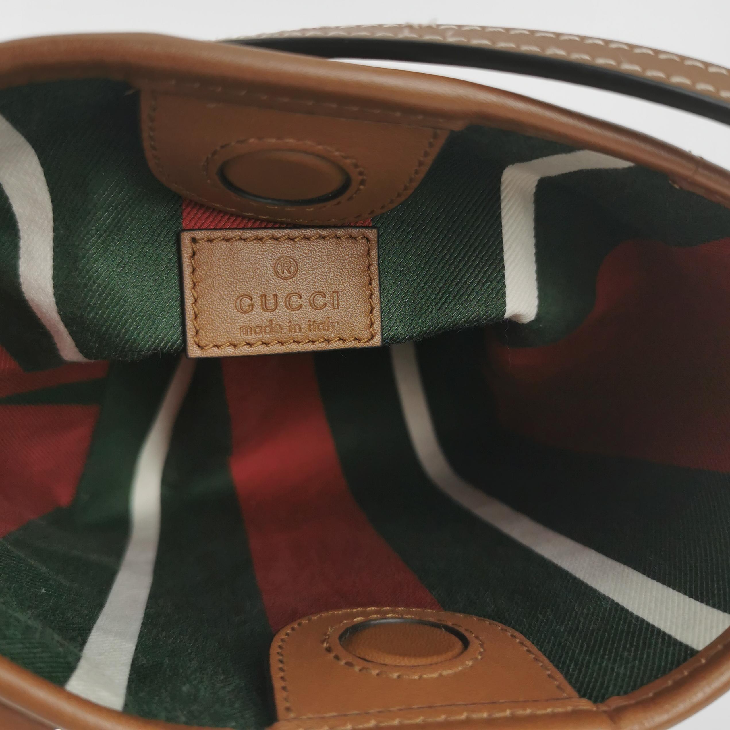 Gucci GG Emblem Bucket Bag GG Coated Canvas Nano — photo 8 of 13