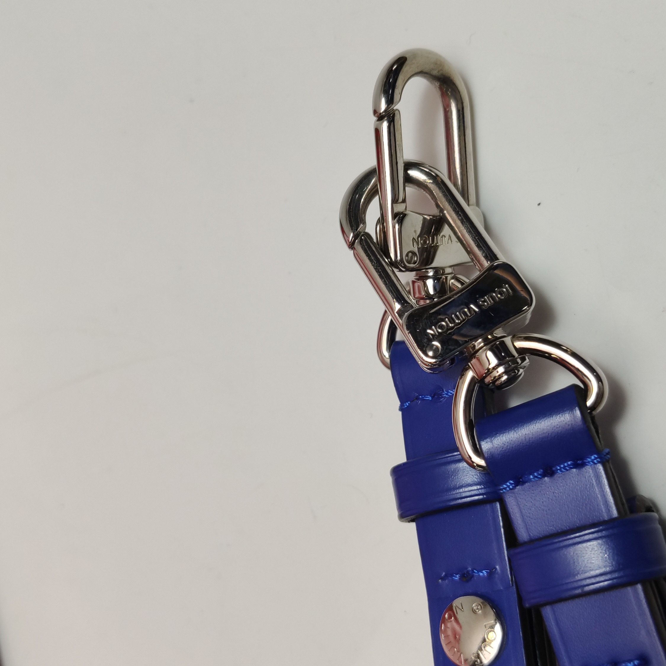 Louis Vuitton(LV) NeoNoe Handbag Epi Leather MM — photo 15 of 15