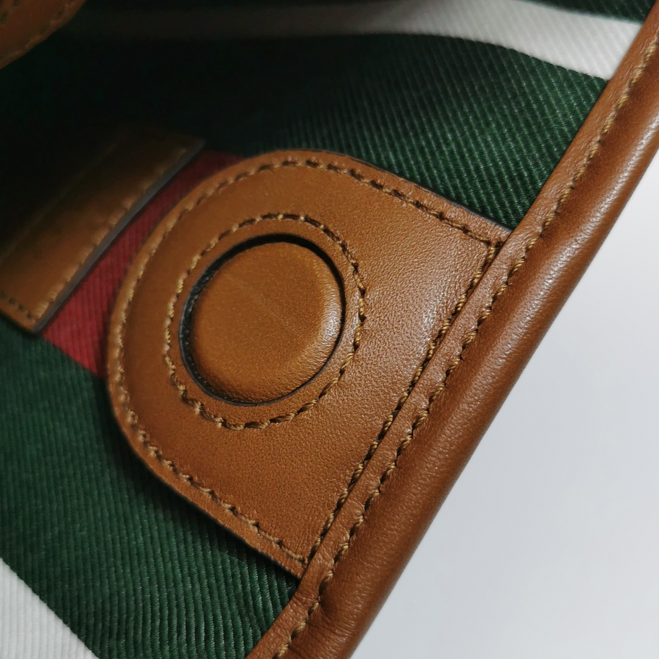 Gucci GG Emblem Bucket Bag GG Coated Canvas Nano — photo 10 of 10
