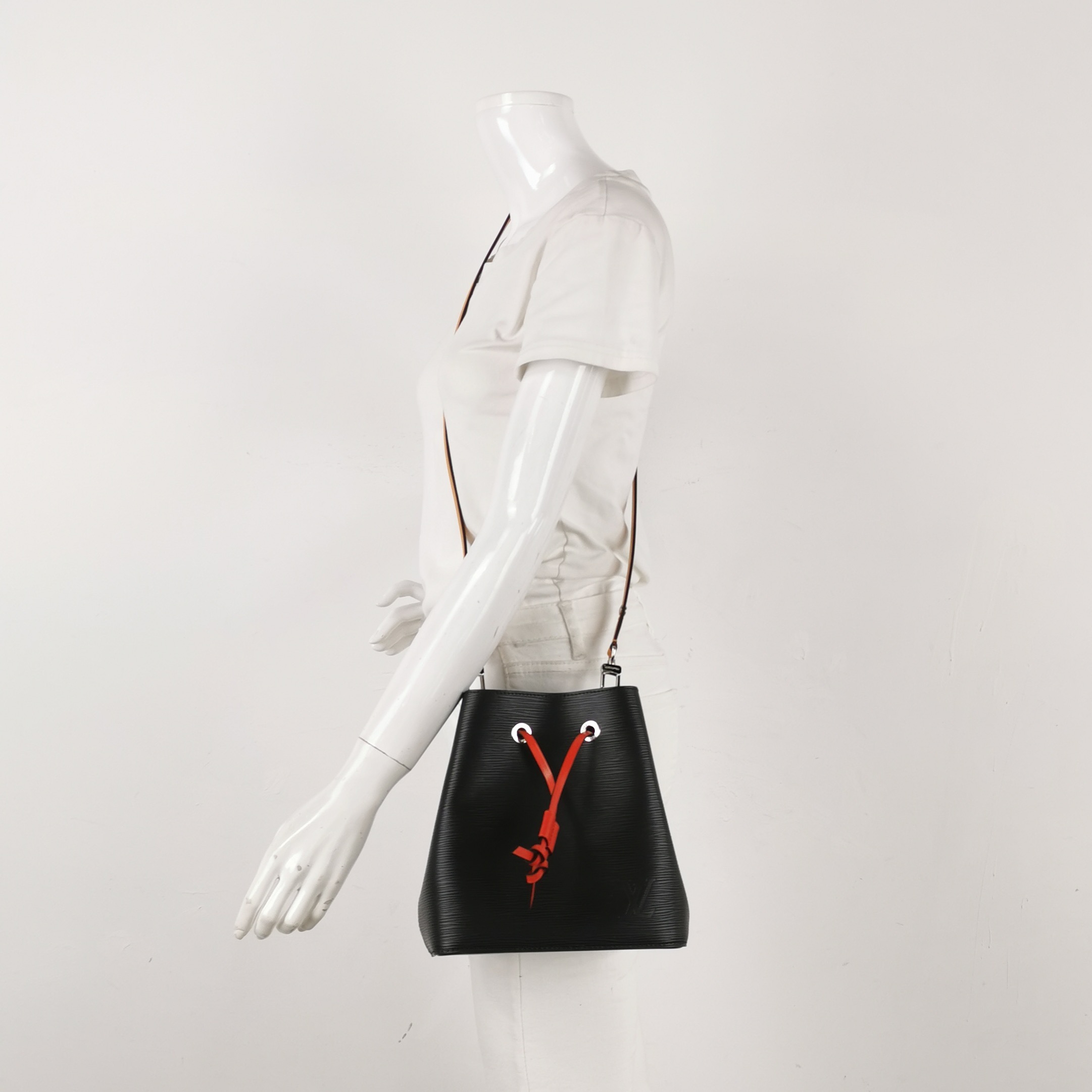 Louis Vuitton(LV) NeoNoe Handbag Epi Leather BB — alternate view