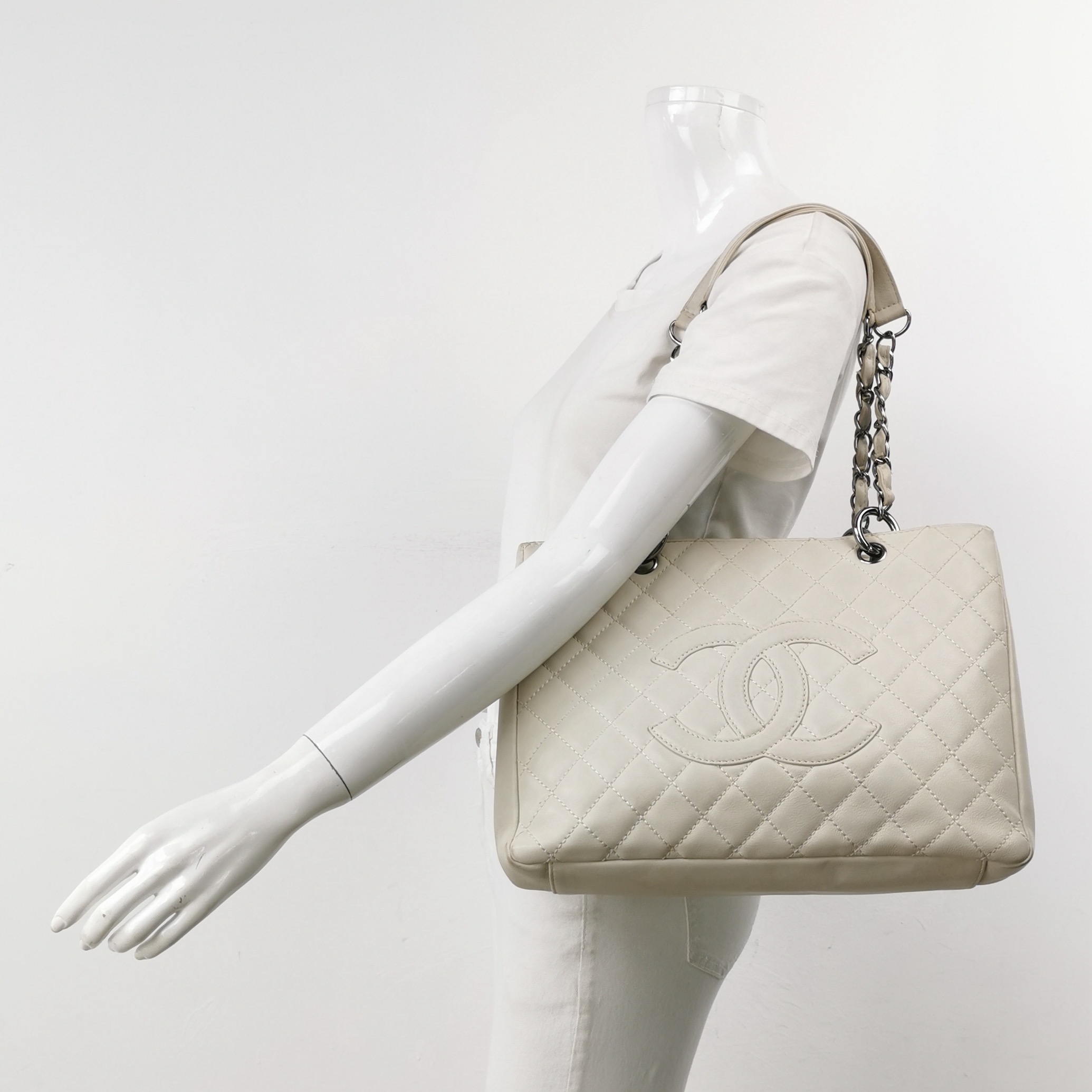 Chanel Grand Shopping Tote Quilted Caviar — alternate view
