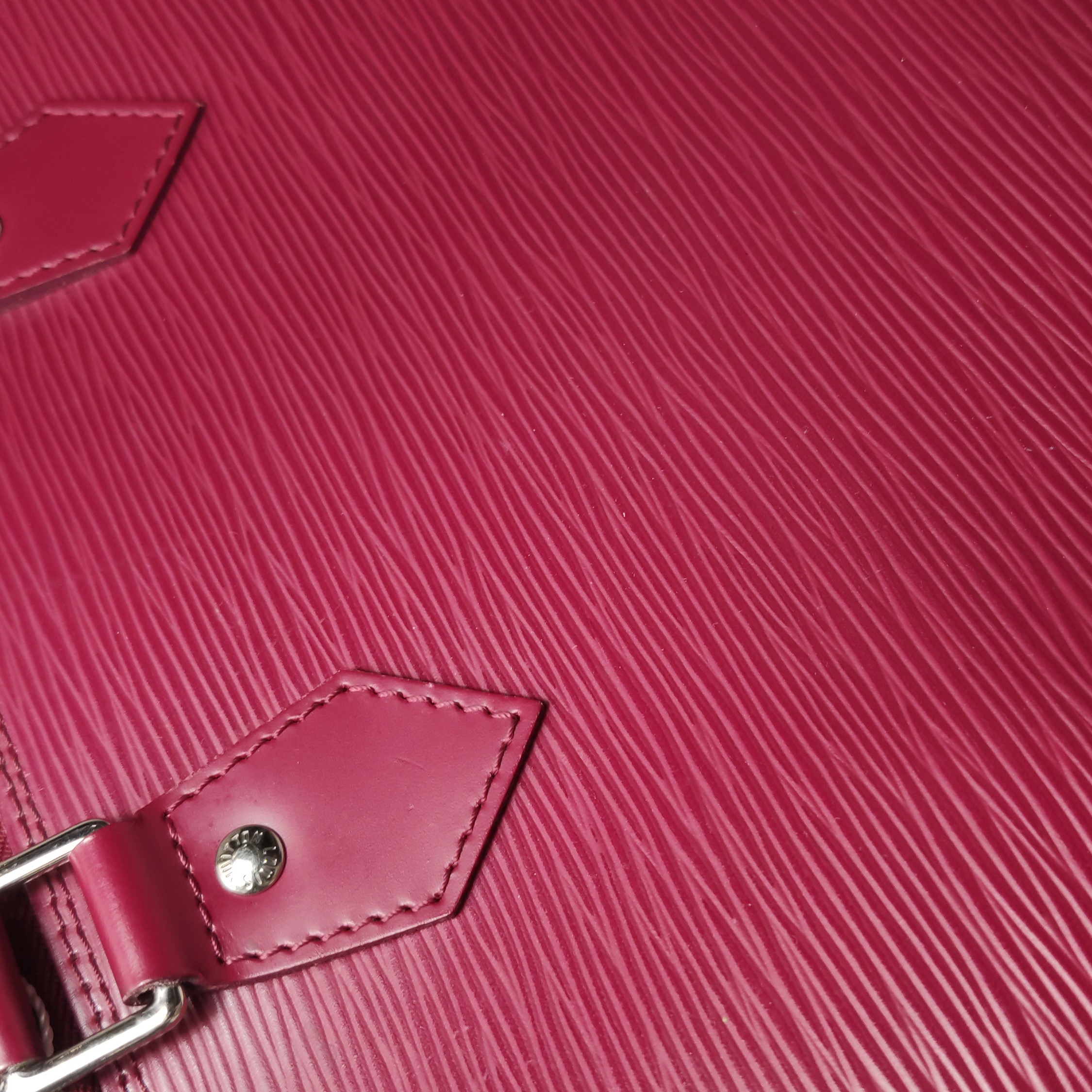 Louis Vuitton(LV) Alma Handbag Epi Leather PM — photo 15 of 21