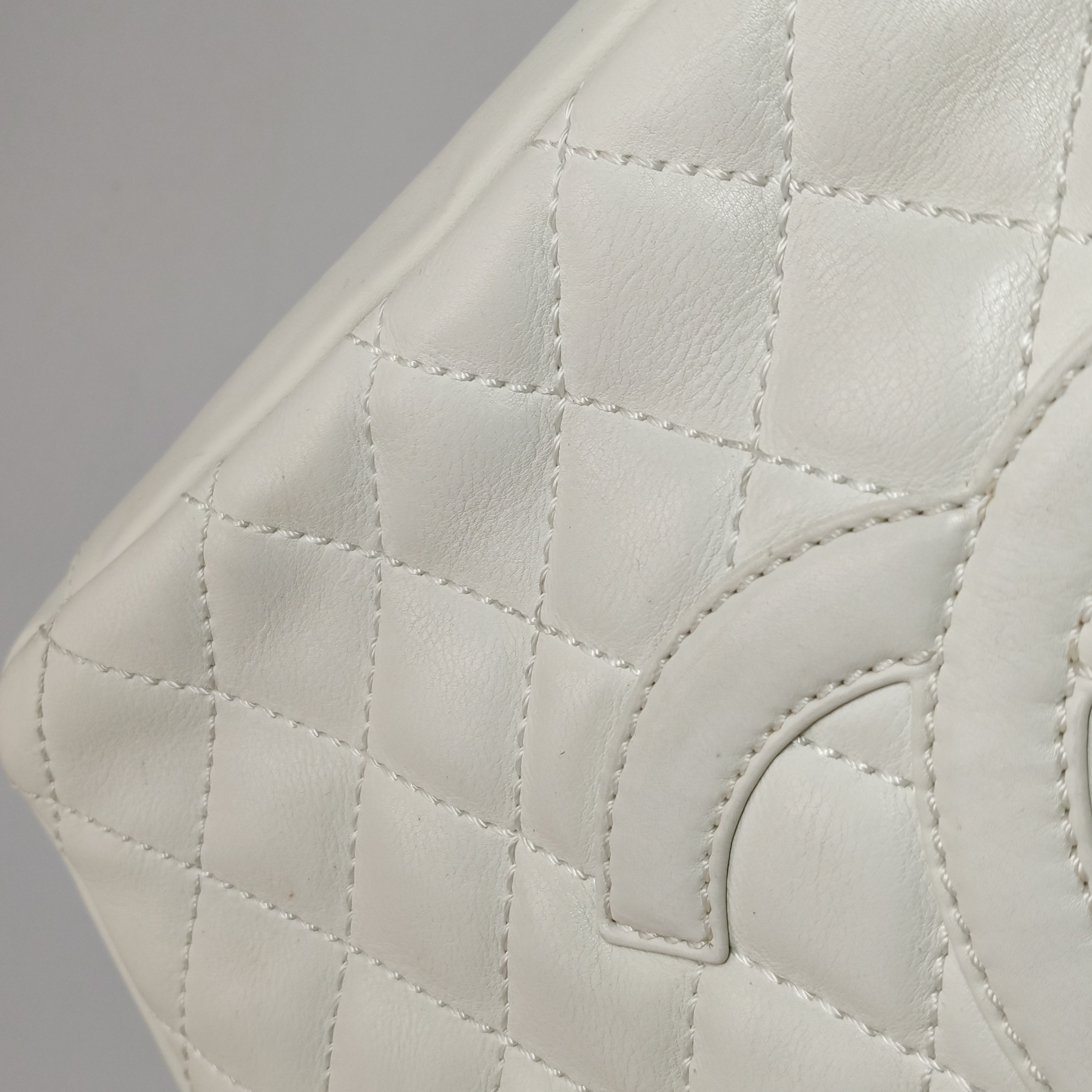 Chanel Grand Shopping Tote Quilted Caviar — photo 16 of 17