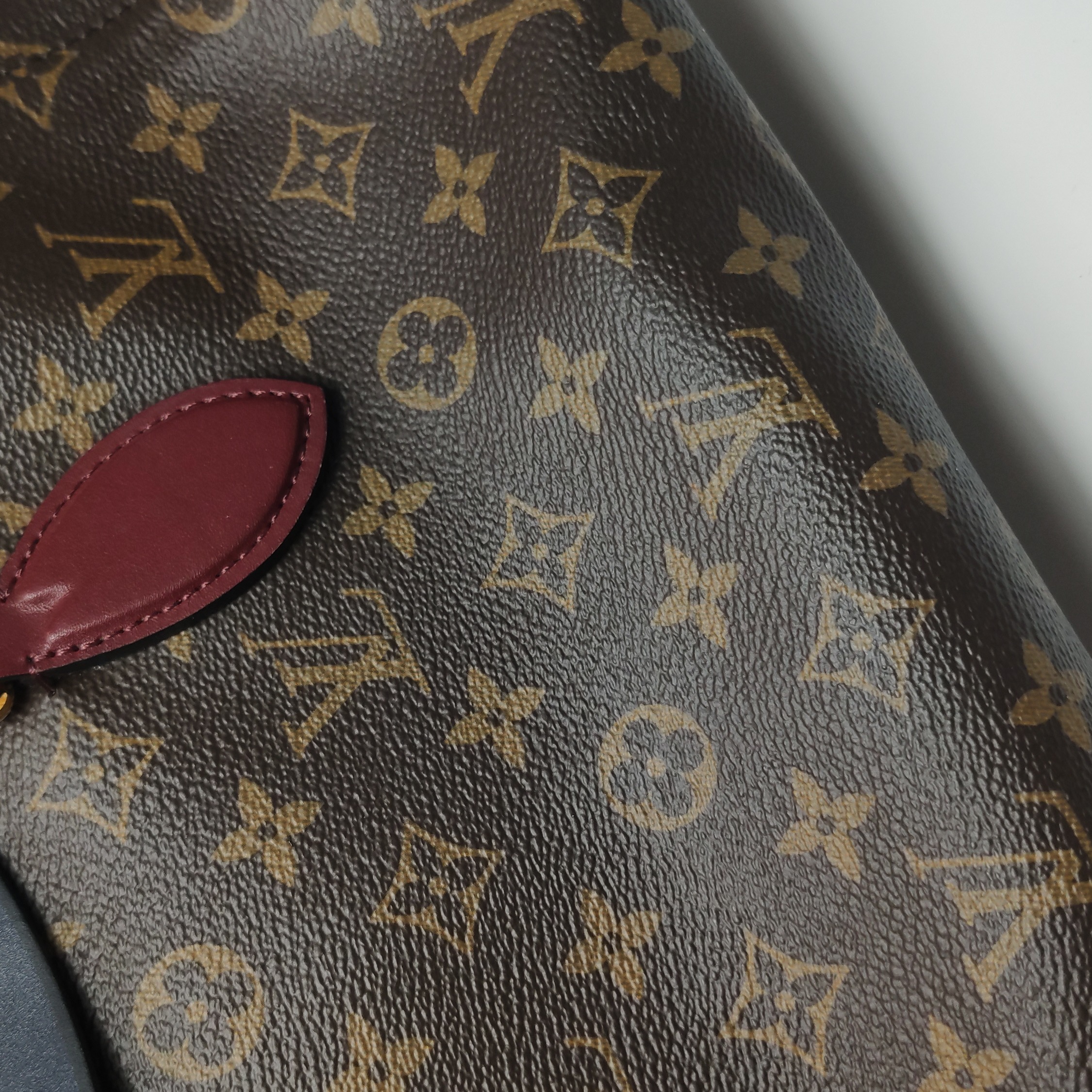 Louis Vuitton(LV) Tuileries Handbag Monogram Canvas with Leather — photo 19 of 25