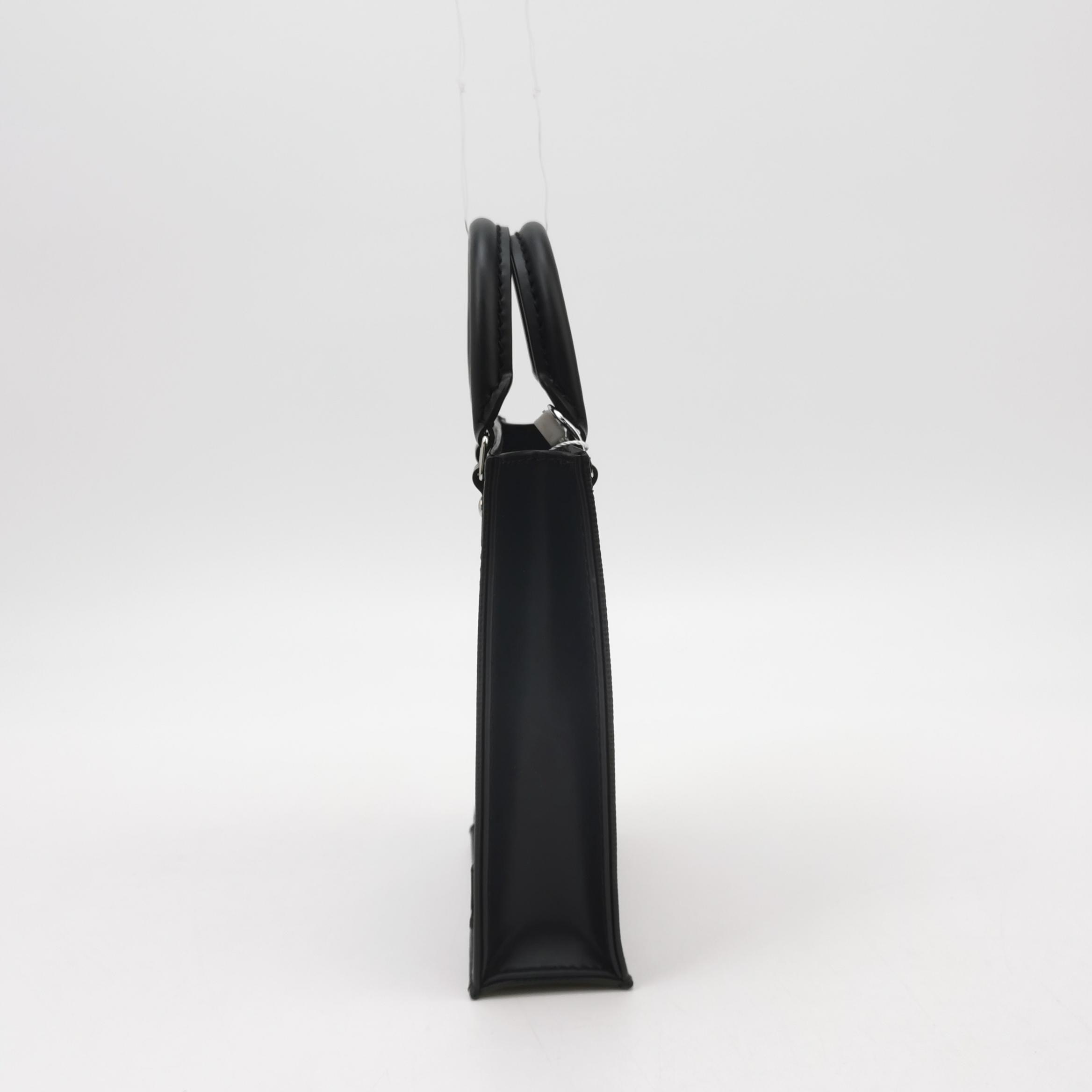 Louis Vuitton(LV) Petit Sac Plat Bag Epi Leather — photo 4 of 15