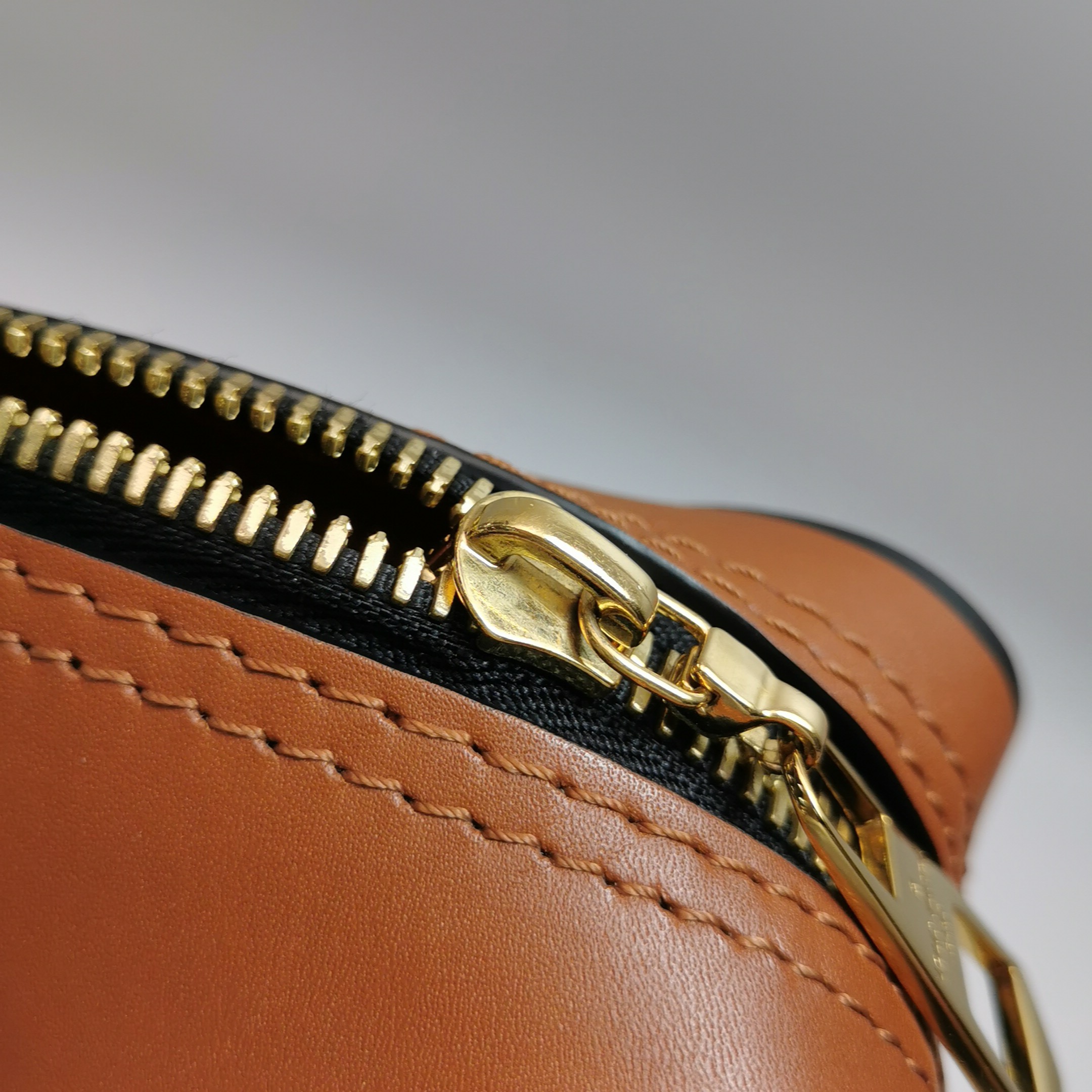 Louis Vuitton(LV) Tuileries Handbag Monogram Canvas with Leather — photo 12 of 25