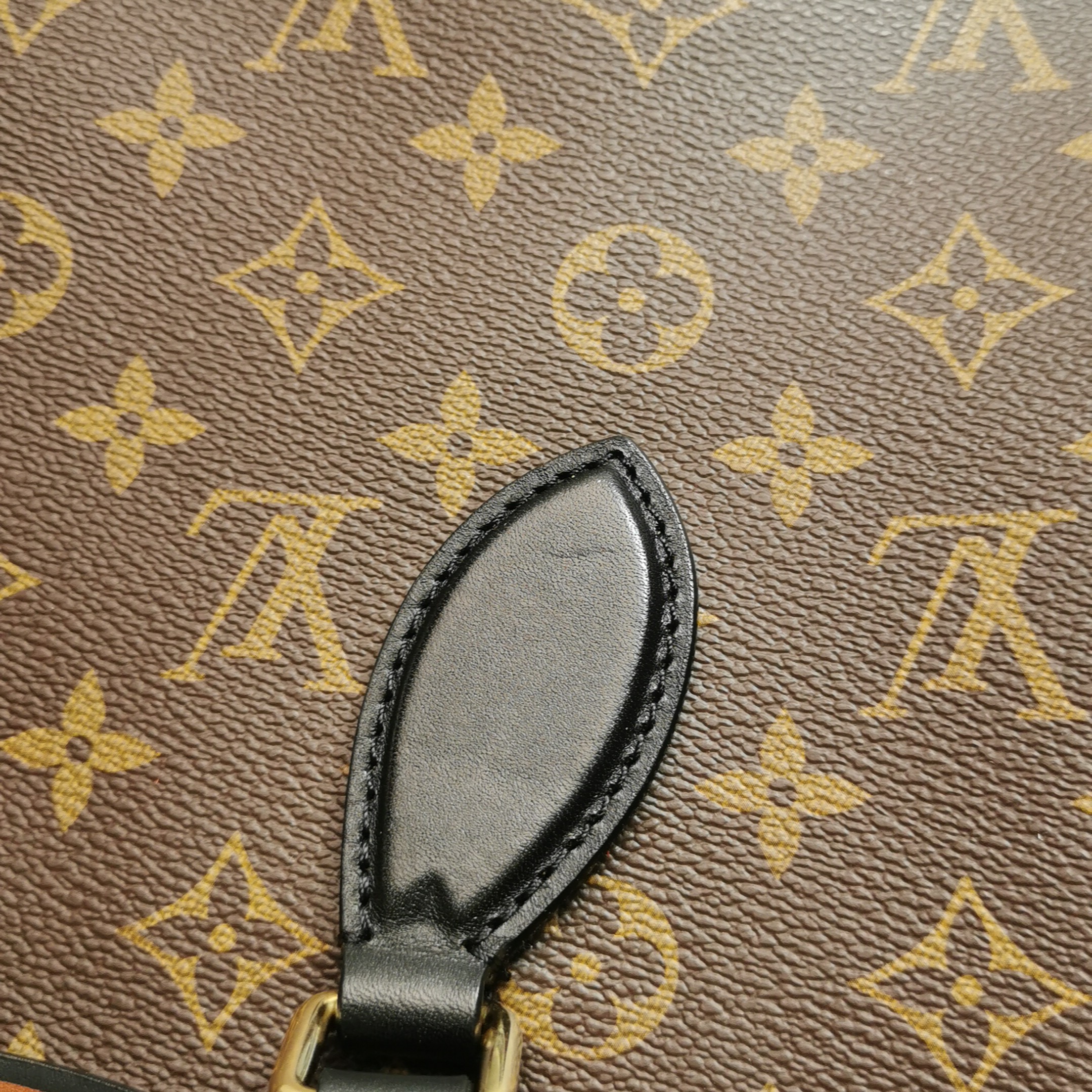 Louis Vuitton(LV) Tuileries Handbag Monogram Canvas with Leather — photo 20 of 25