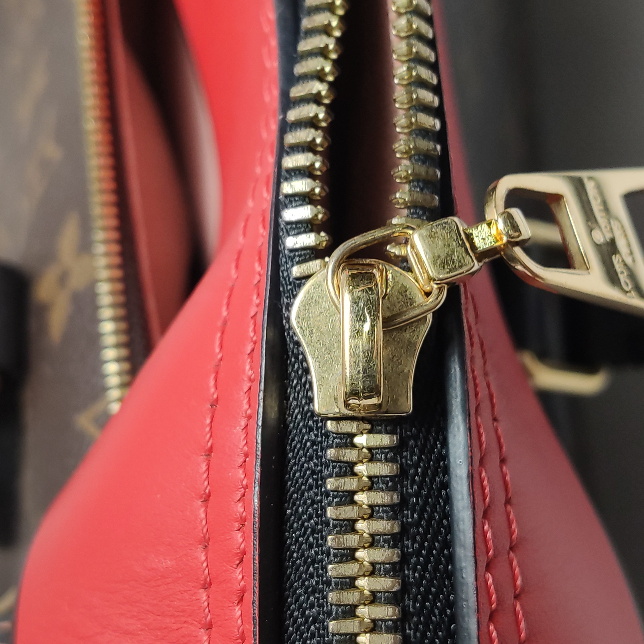 Louis Vuitton(LV) Tuileries Handbag Monogram Canvas with Leather — photo 13 of 19