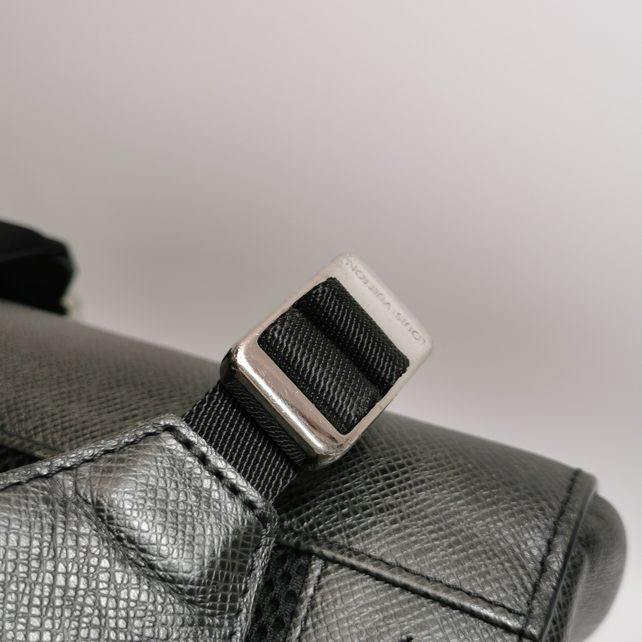 Louis Vuitton(LV) Anton Backpack Taiga Leather — photo 9 of 24