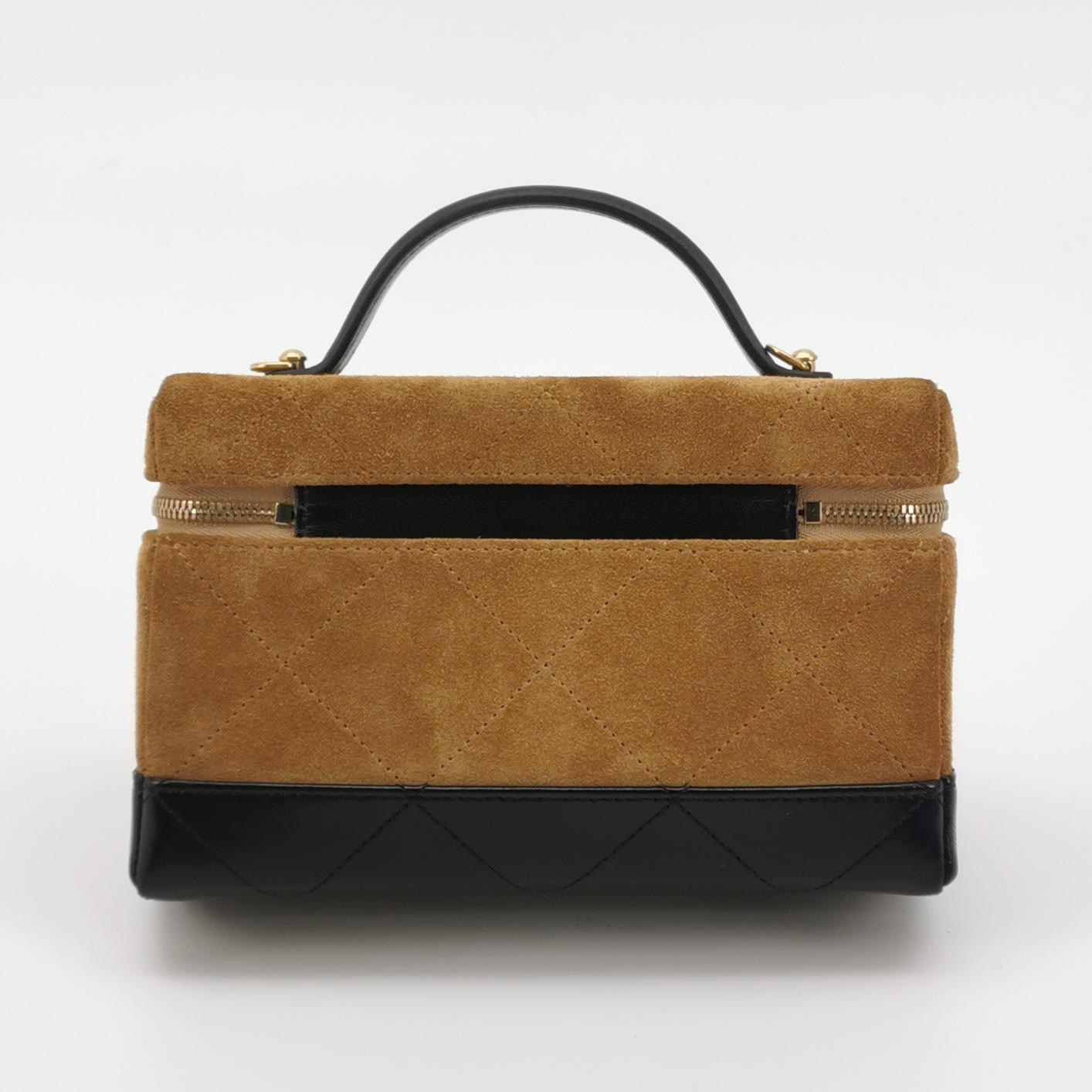 Chanel Zip Around Top Handle Jewelry Case Quilted Lambskin — photo 5 of 20