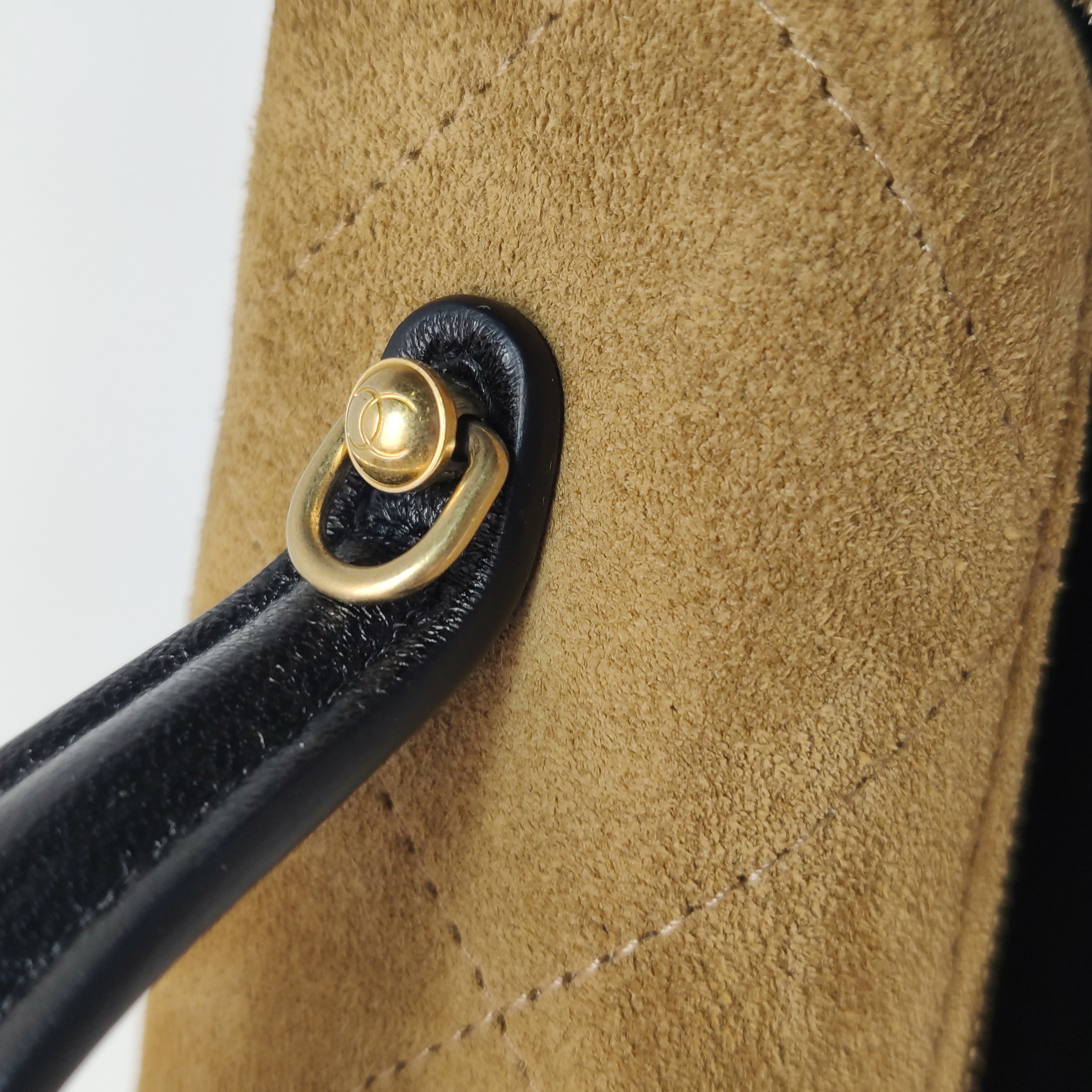 Chanel Zip Around Top Handle Jewelry Case Quilted Lambskin — photo 10 of 20