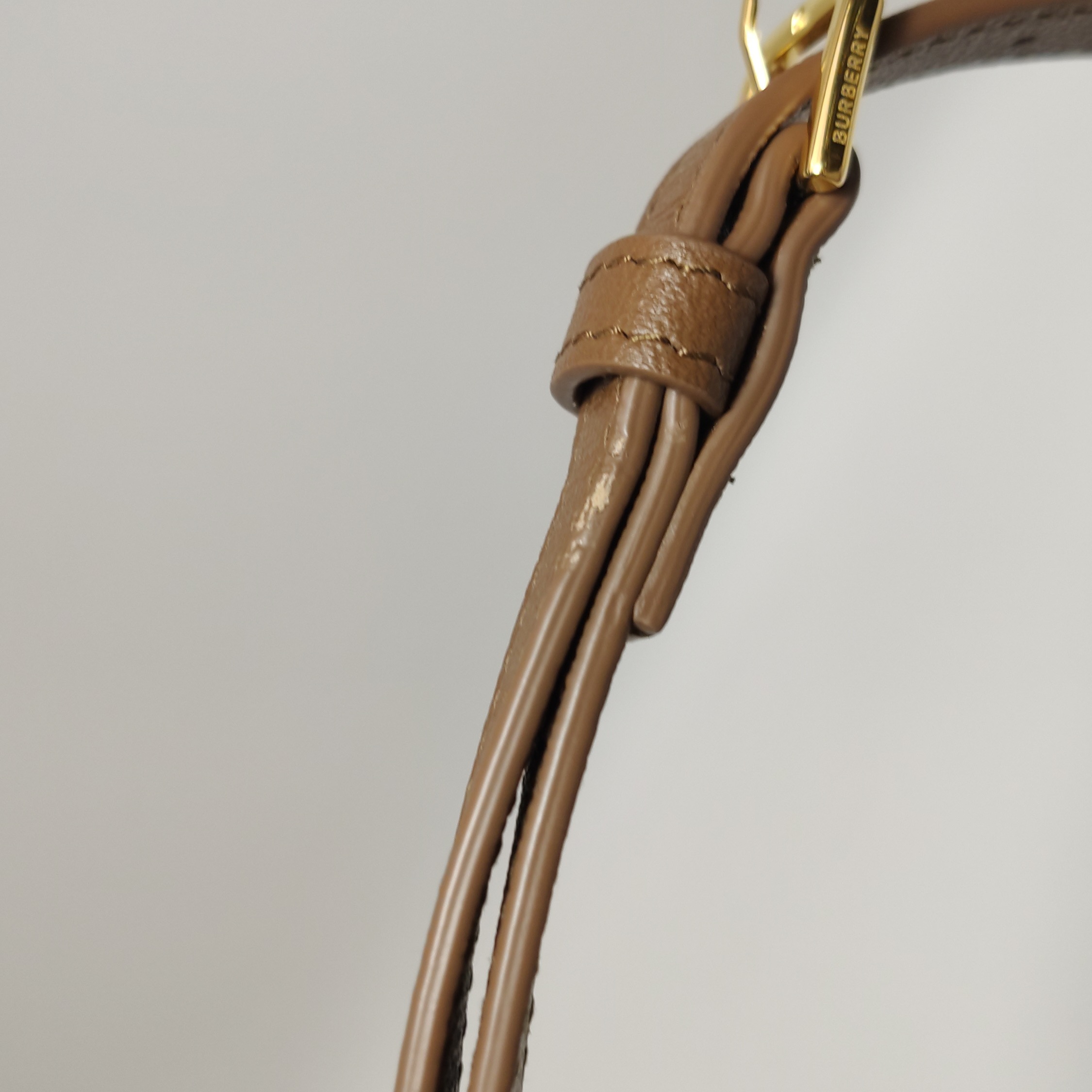 Burberry New Hampshire Shoulder Bag House Check Canvas and Leather Small — photo 10 of 11