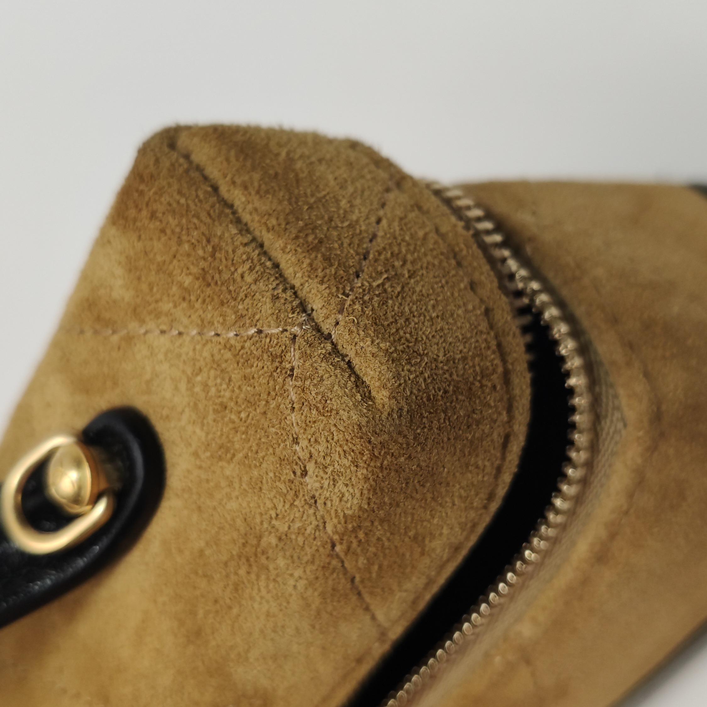 Chanel Zip Around Top Handle Jewelry Case Quilted Lambskin — photo 18 of 20