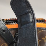 Louis Vuitton(LV) Keepall Bandouliere Bag Monogram Canvas with LV Friends Plush Monkey XS — thumbnail 14