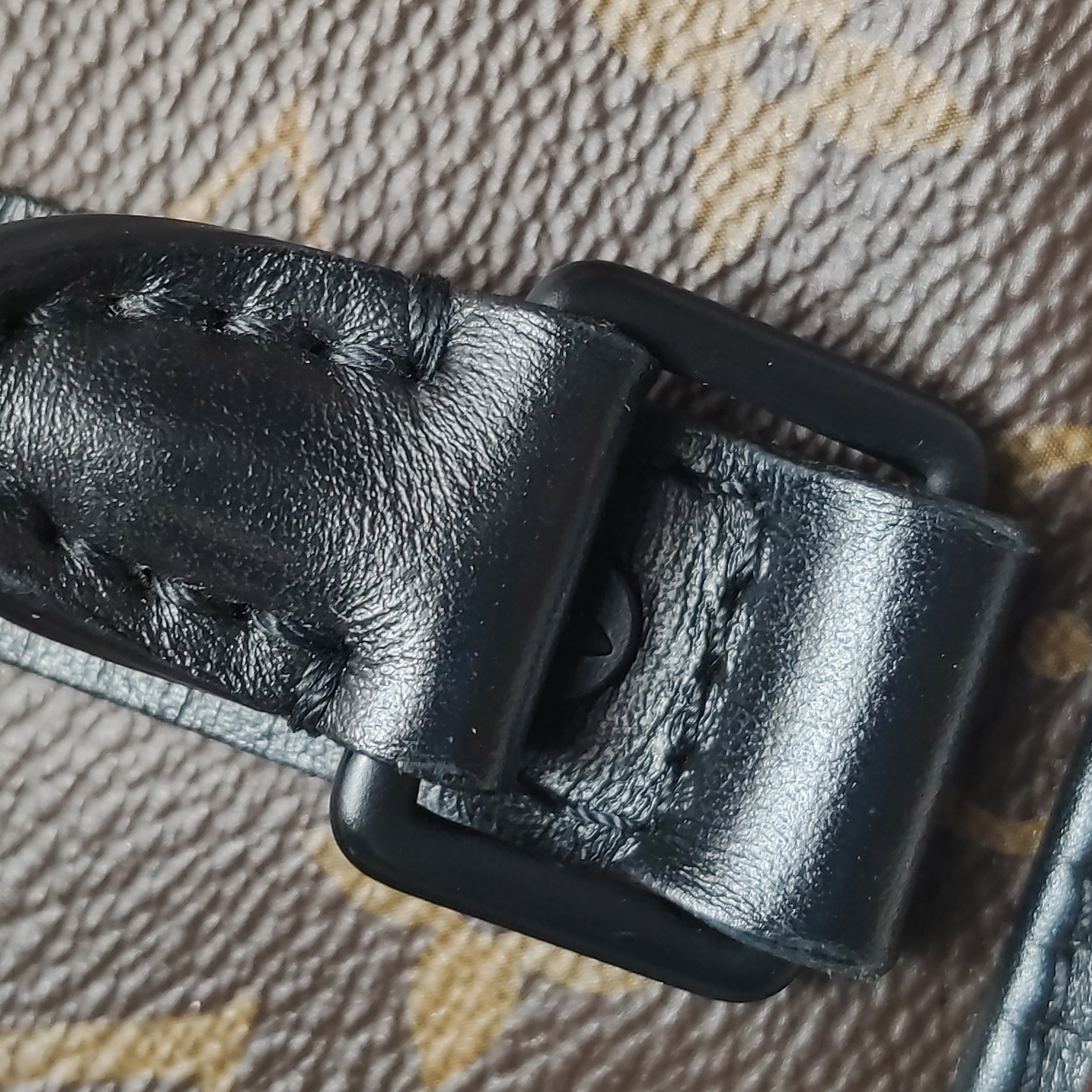 Louis Vuitton(LV) Keepall Bandouliere Bag Monogram Canvas with LV Friends Plush Monkey XS — photo 15 of 22