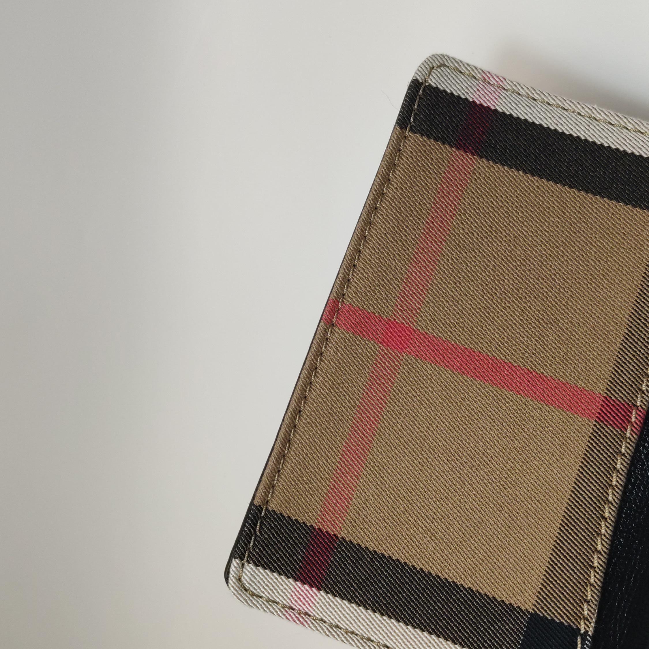 Burberry Hampshire Wallet on Chain Leather and House Check Canvas — photo 11 of 12