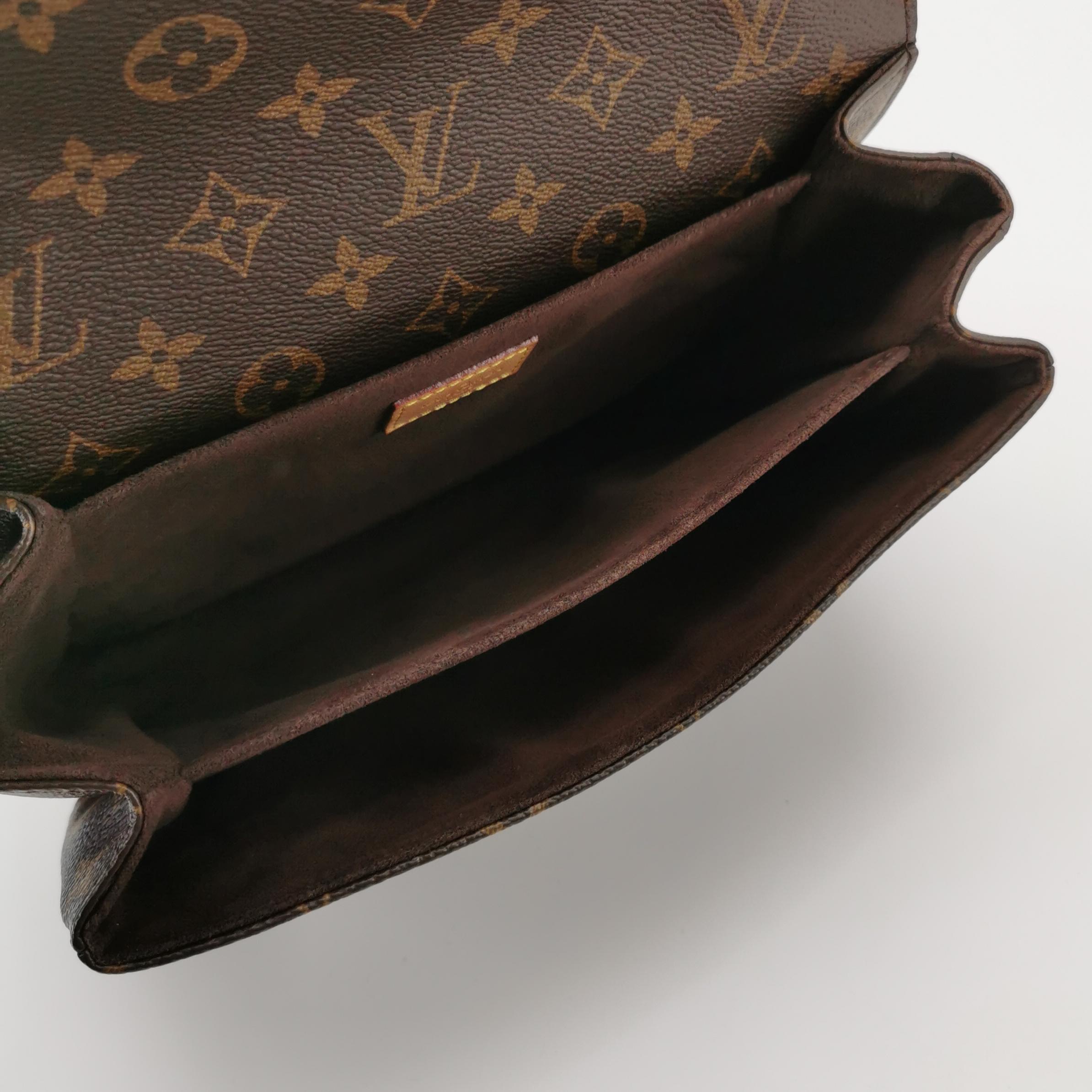 Louis Vuitton Pochette Metis Monogram Canvas — photo 8 of 22