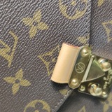 Louis Vuitton Pochette Metis Monogram Canvas — thumbnail 19