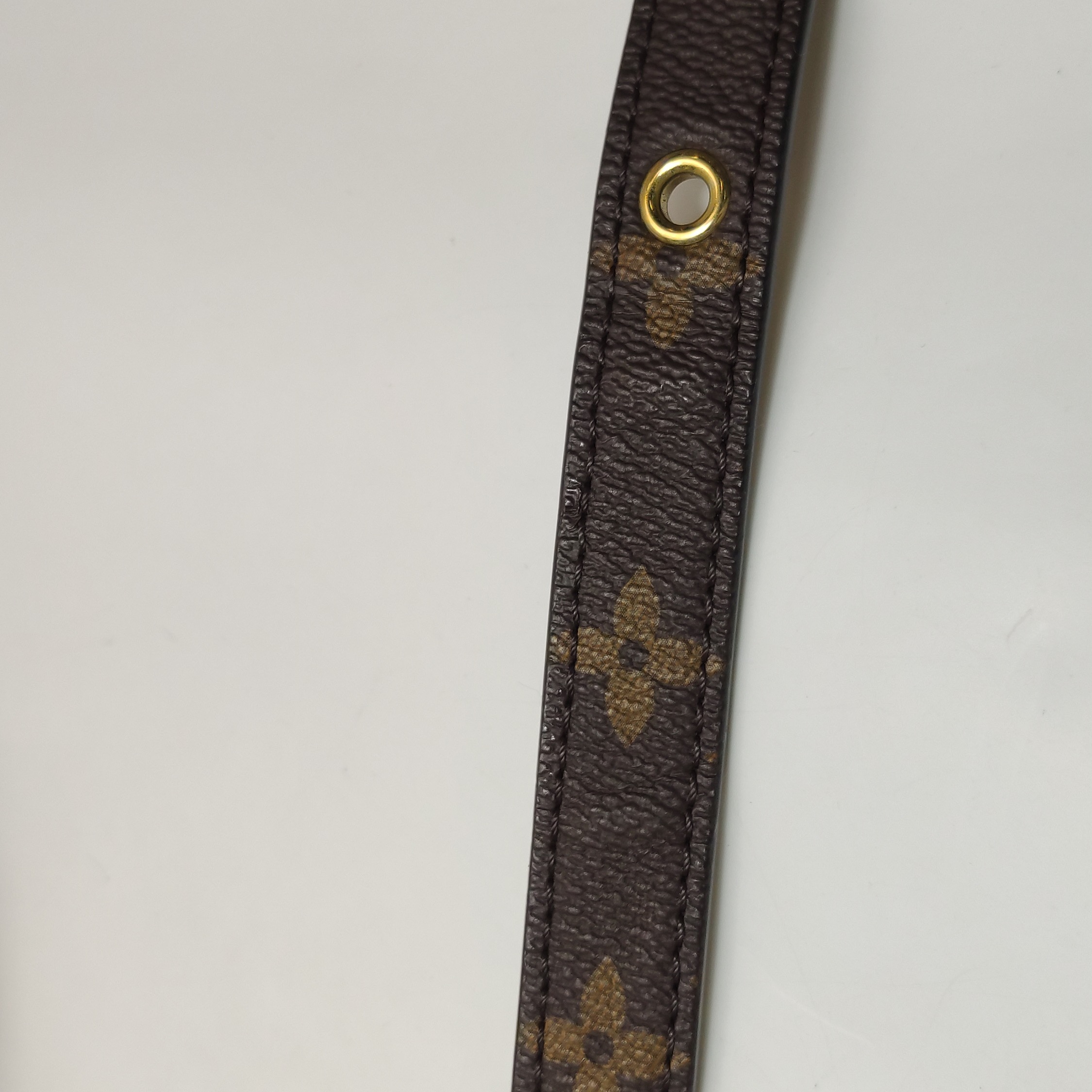 Louis Vuitton Pochette Metis Monogram Canvas — photo 22 of 22