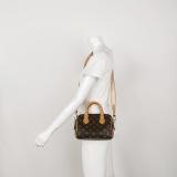 Louis Vuitton(LV) Speedy Bandouliere Bag Monogram Canvas 20 — thumbnail 2