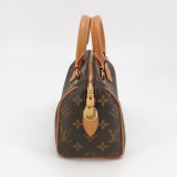Louis Vuitton(LV) Speedy Bandouliere Bag Monogram Canvas 20 — thumbnail 4