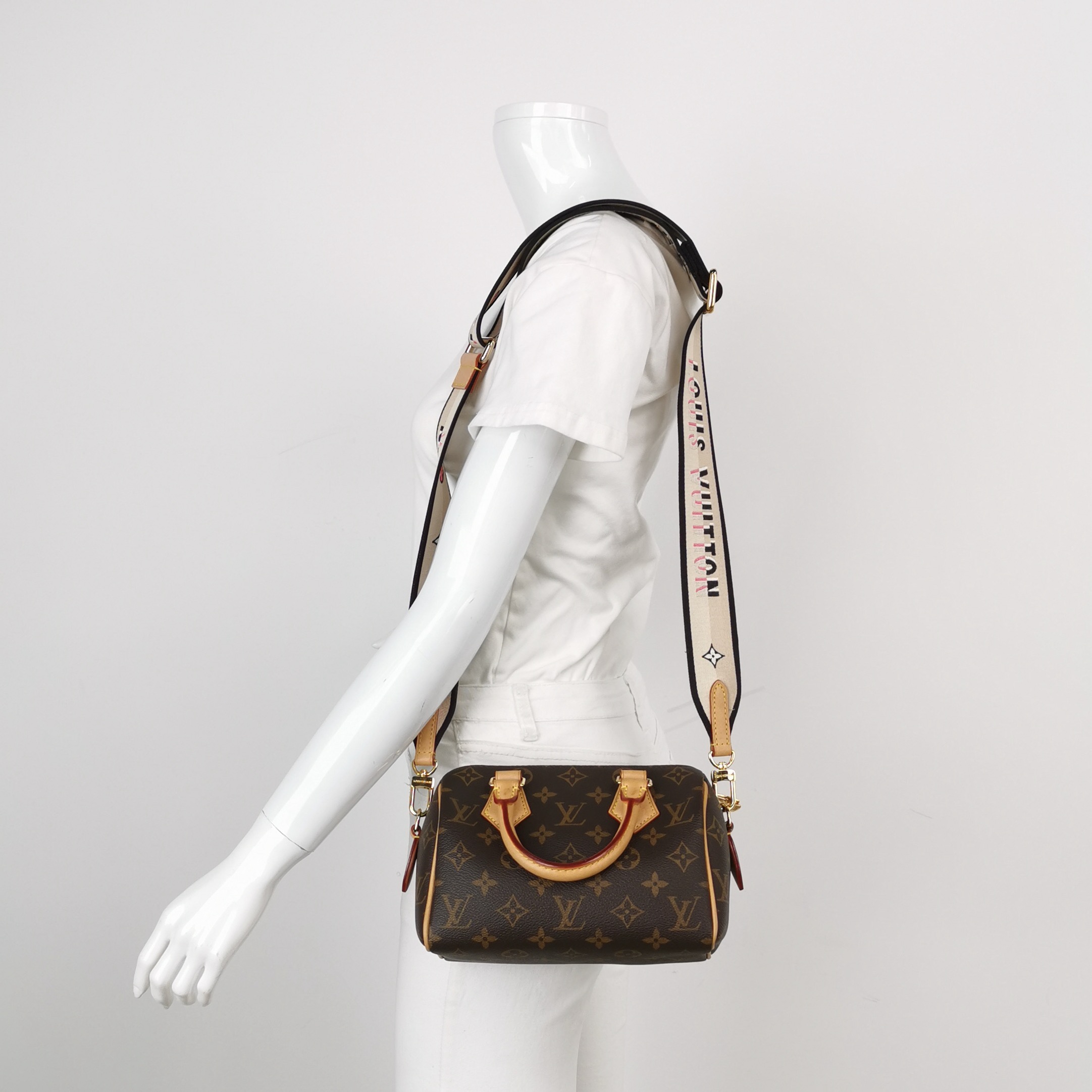 Louis Vuitton(LV) Speedy Bandouliere Bag Monogram Canvas 20 — alternate view