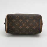 Louis Vuitton(LV) Speedy Bandouliere Bag Monogram Canvas 20 — thumbnail 6