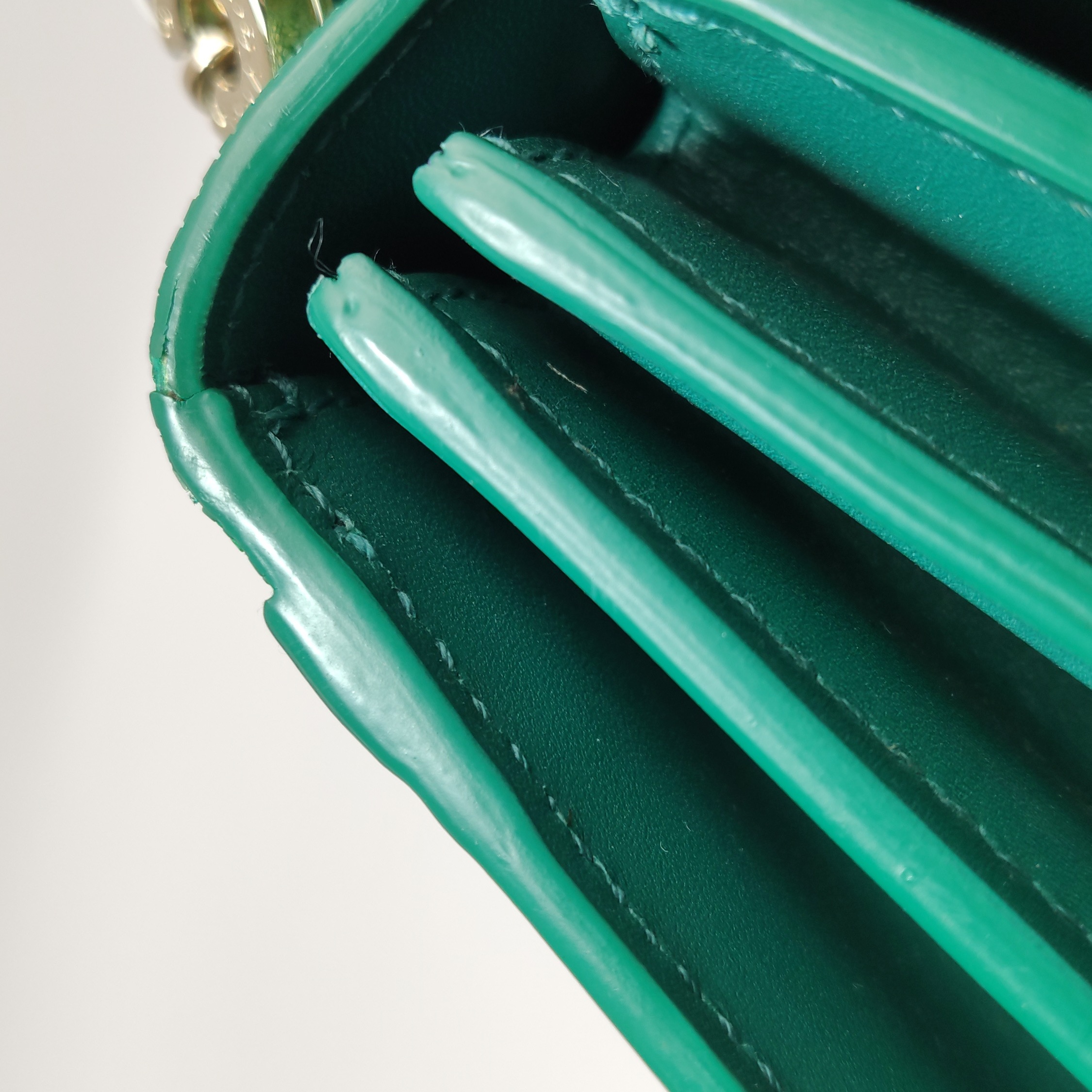 Bvlgari Serpenti Forever Top Handle Bag Leather and Stingray Small — photo 14 of 26