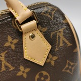 Louis Vuitton(LV) Speedy Bandouliere Bag Monogram Canvas 20 — thumbnail 12