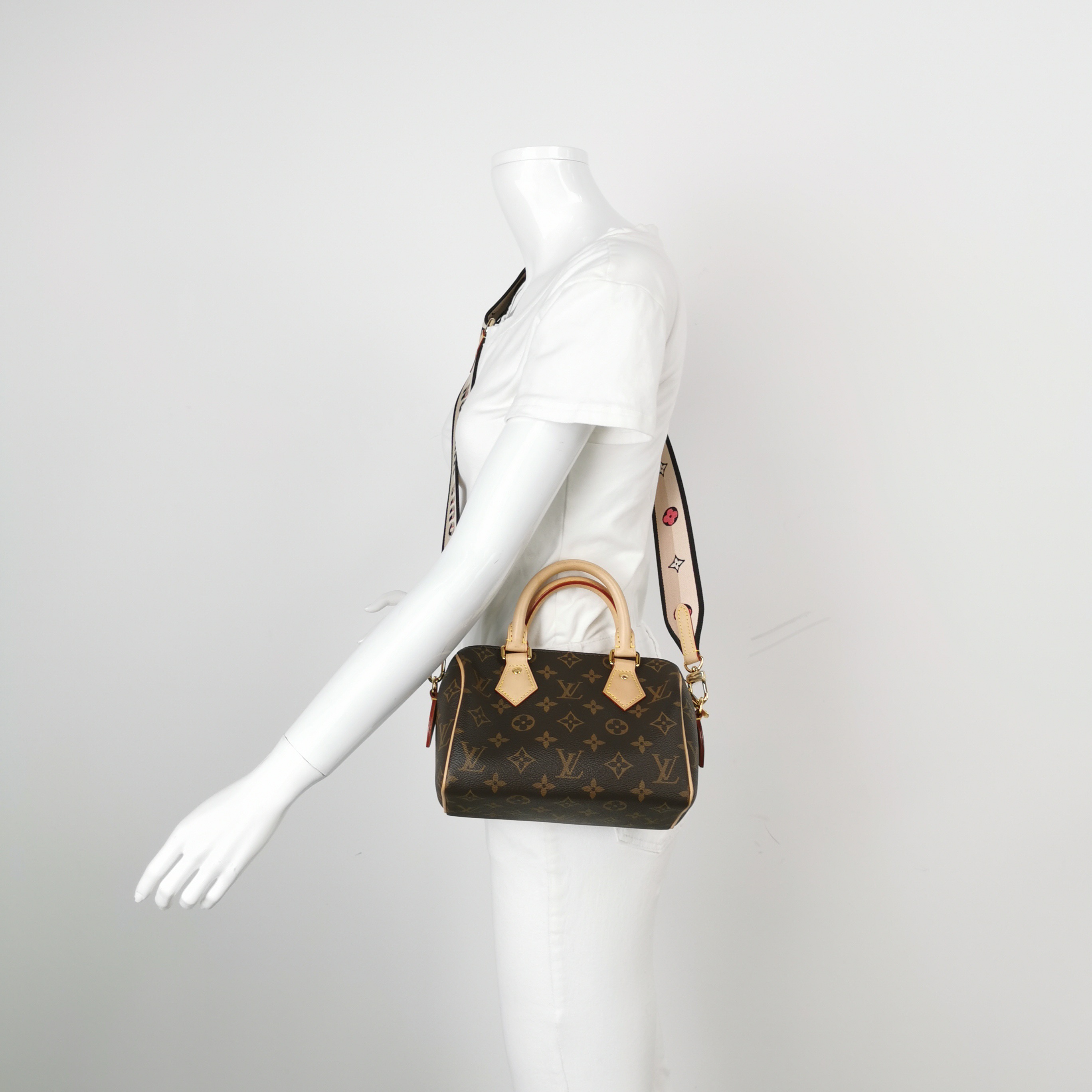 Louis Vuitton(LV) Speedy Bandouliere Bag Monogram Canvas 20 — alternate view