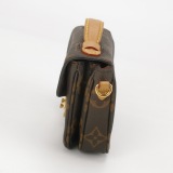 Louis Vuitton(LV) Micro Metis Monogram Canvas — thumbnail 4