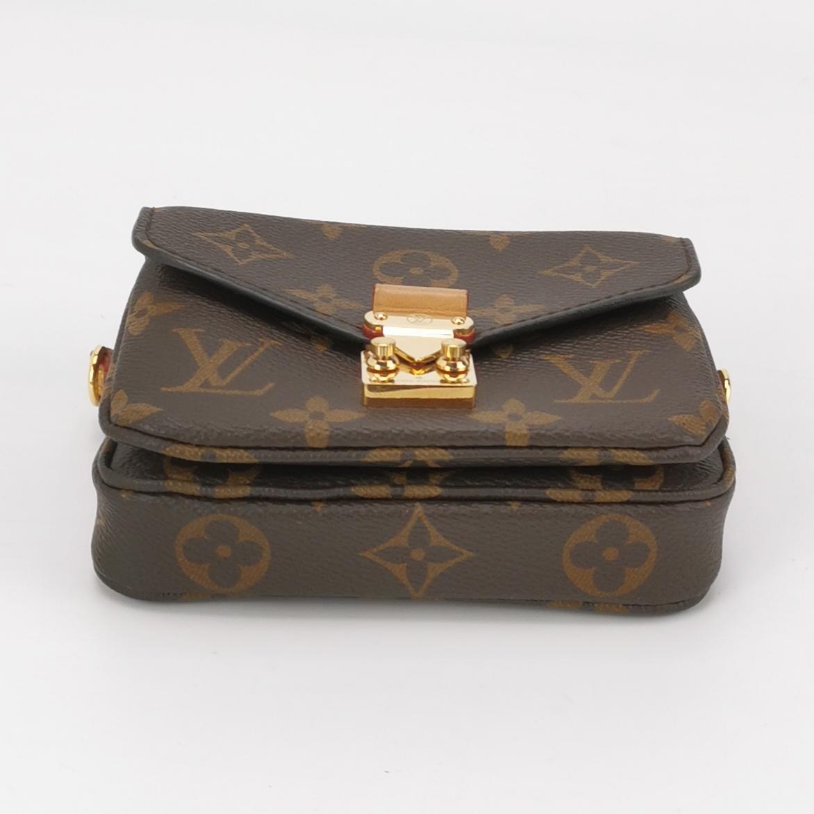Louis Vuitton(LV) Micro Metis Monogram Canvas — photo 6 of 19