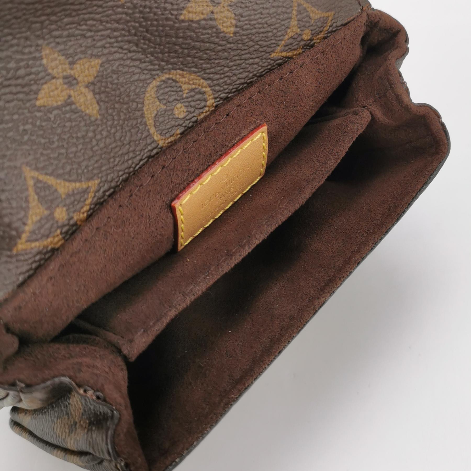 Louis Vuitton(LV) Micro Metis Monogram Canvas — photo 7 of 19