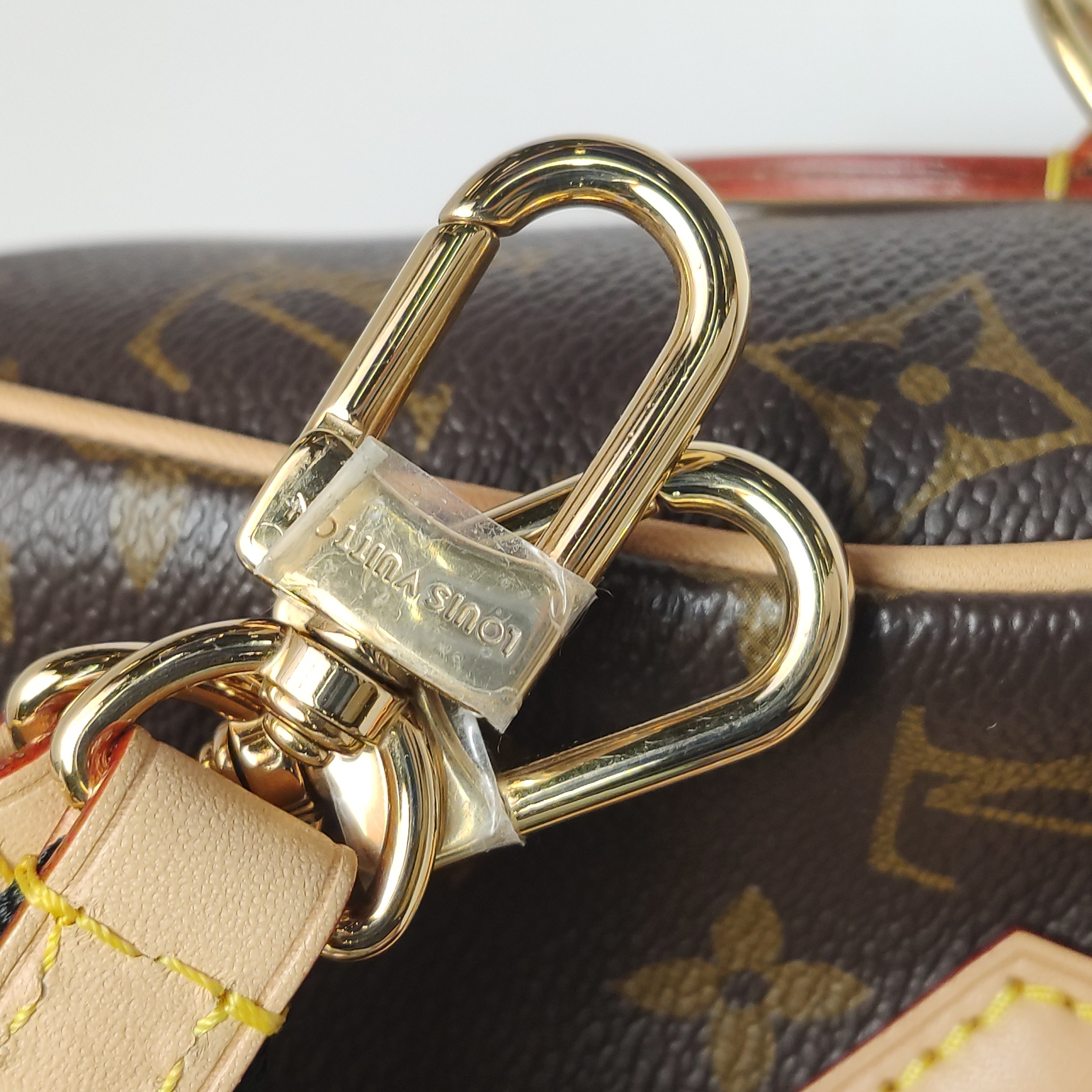 Louis Vuitton(LV) Speedy Bandouliere Bag Monogram Canvas 20 — photo 9 of 15