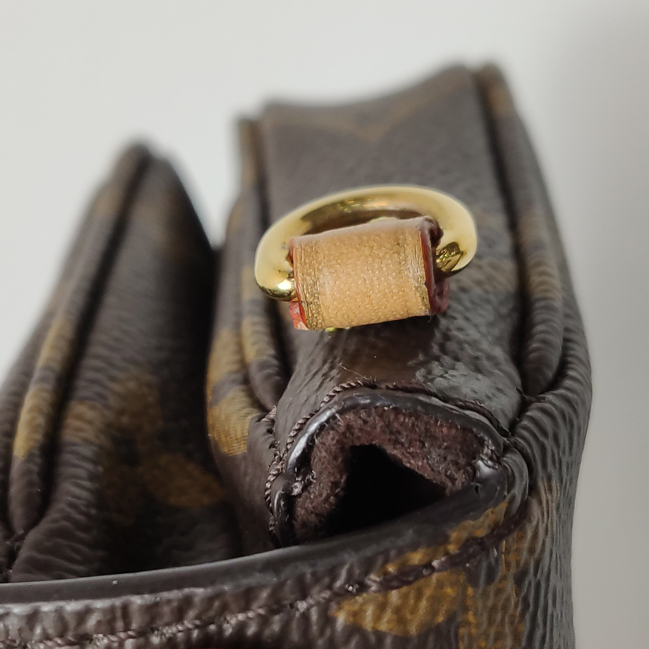 Louis Vuitton(LV) Micro Metis Monogram Canvas — photo 17 of 19