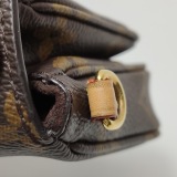 Louis Vuitton(LV) Micro Metis Monogram Canvas — thumbnail 17