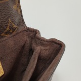 Louis Vuitton(LV) Micro Metis Monogram Canvas — thumbnail 9