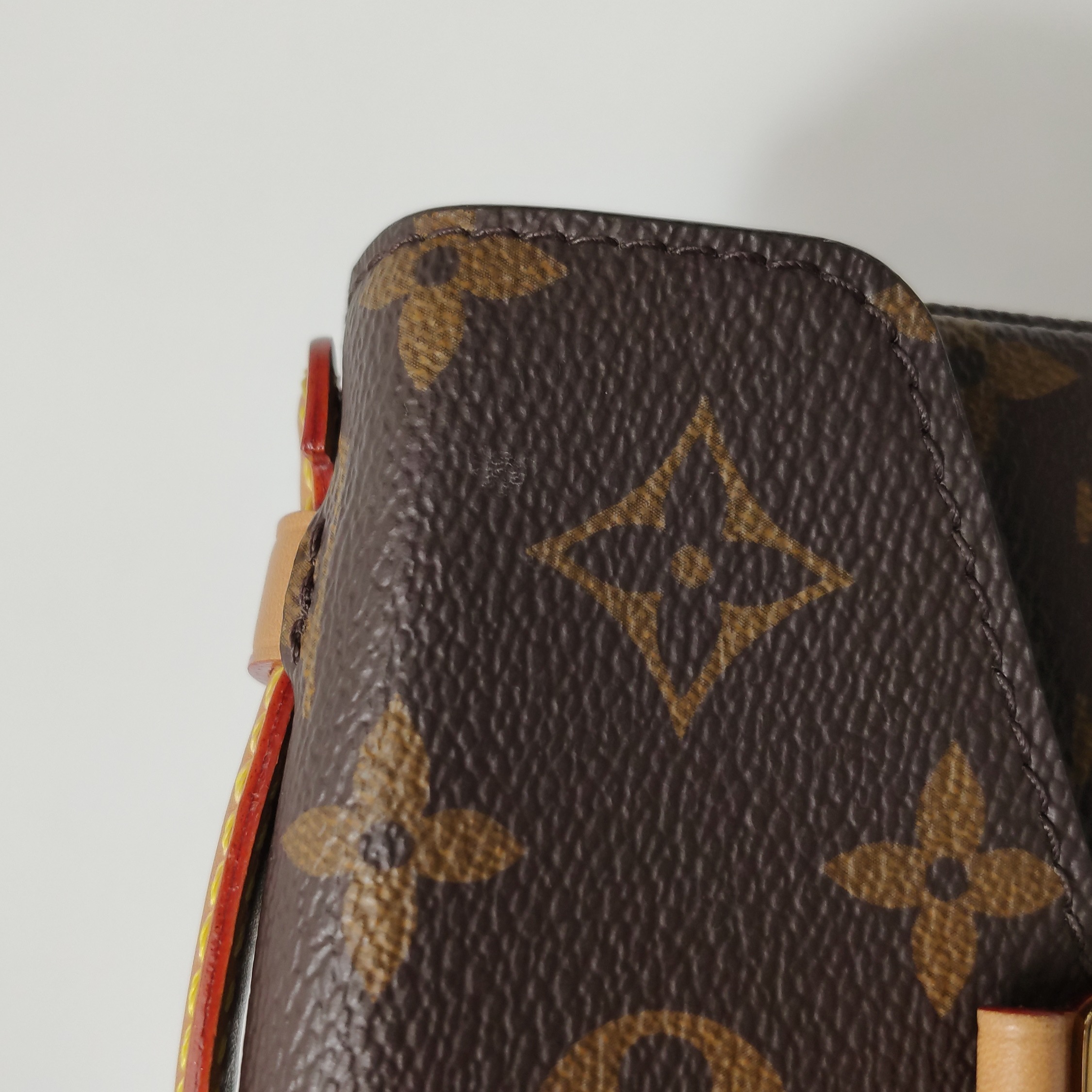 Louis Vuitton(LV) Micro Metis Monogram Canvas — photo 15 of 19