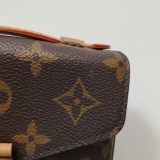Louis Vuitton(LV) Micro Metis Monogram Canvas — thumbnail 15