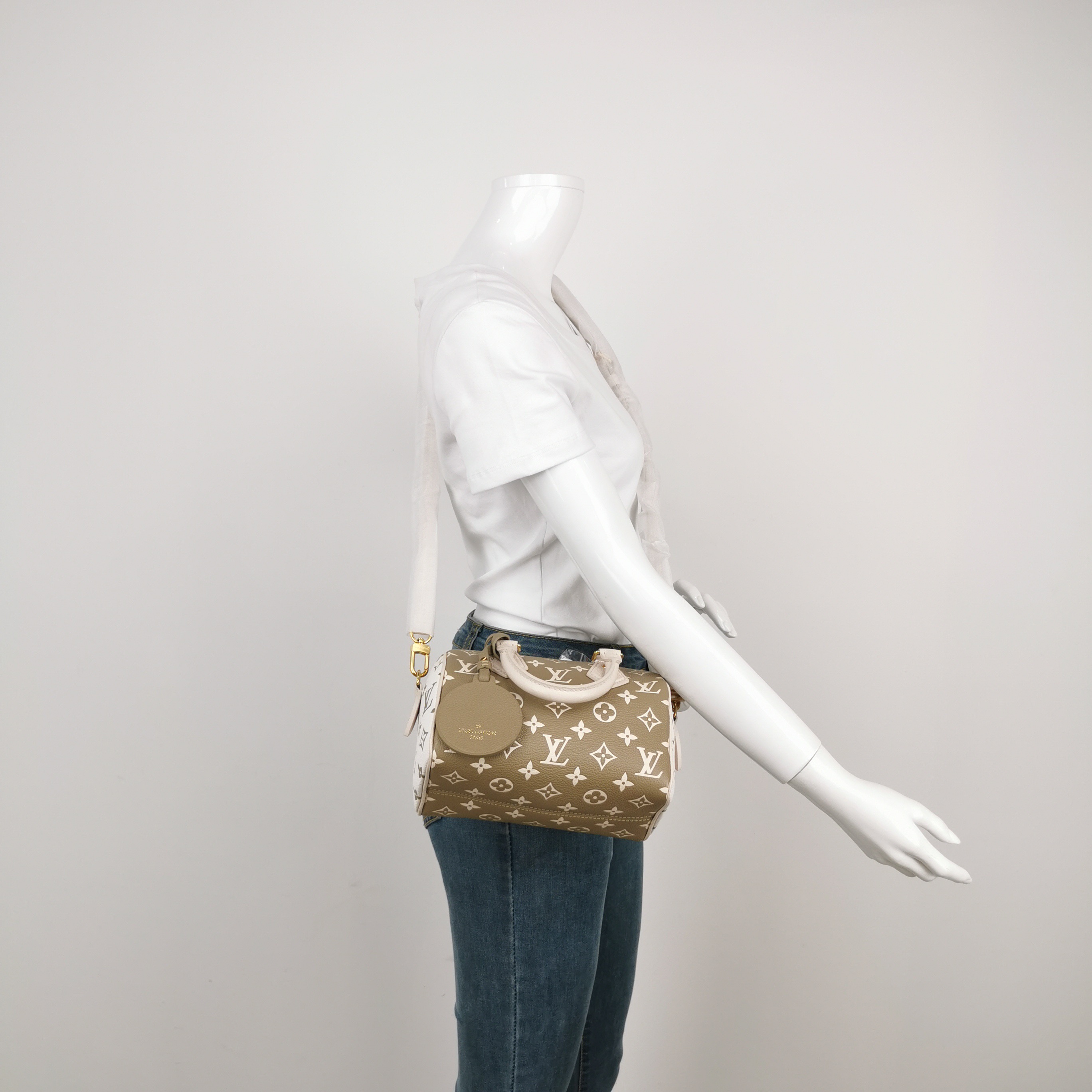 Louis Vuitton(LV) Speedy Bandouliere Bag Spring in the City Monogram Empreinte Leather 20 — alternate view