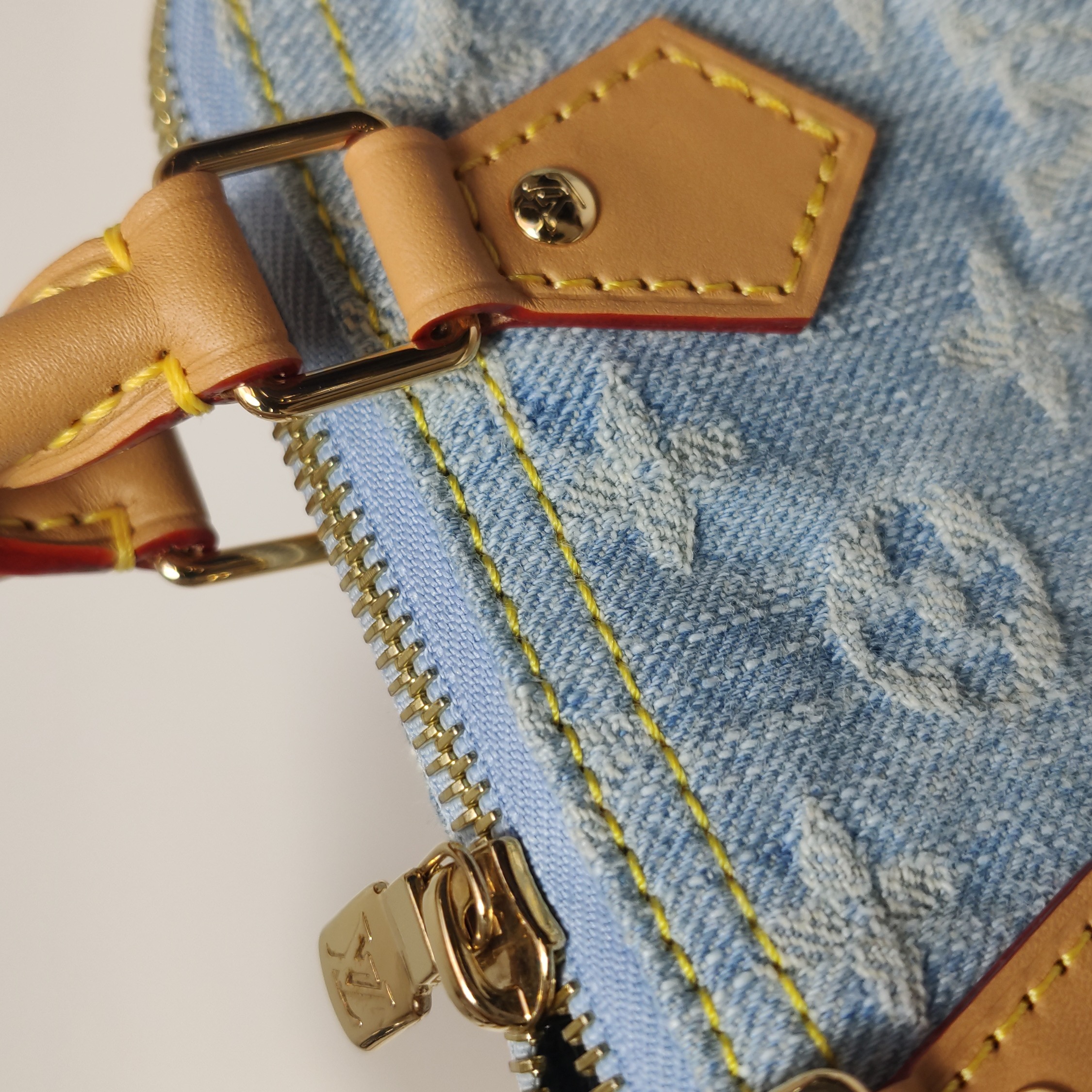 Louis Vuitton(LV) Speedy Bandouliere NM Bag Monogram Denim Sky Nano — photo 10 of 15