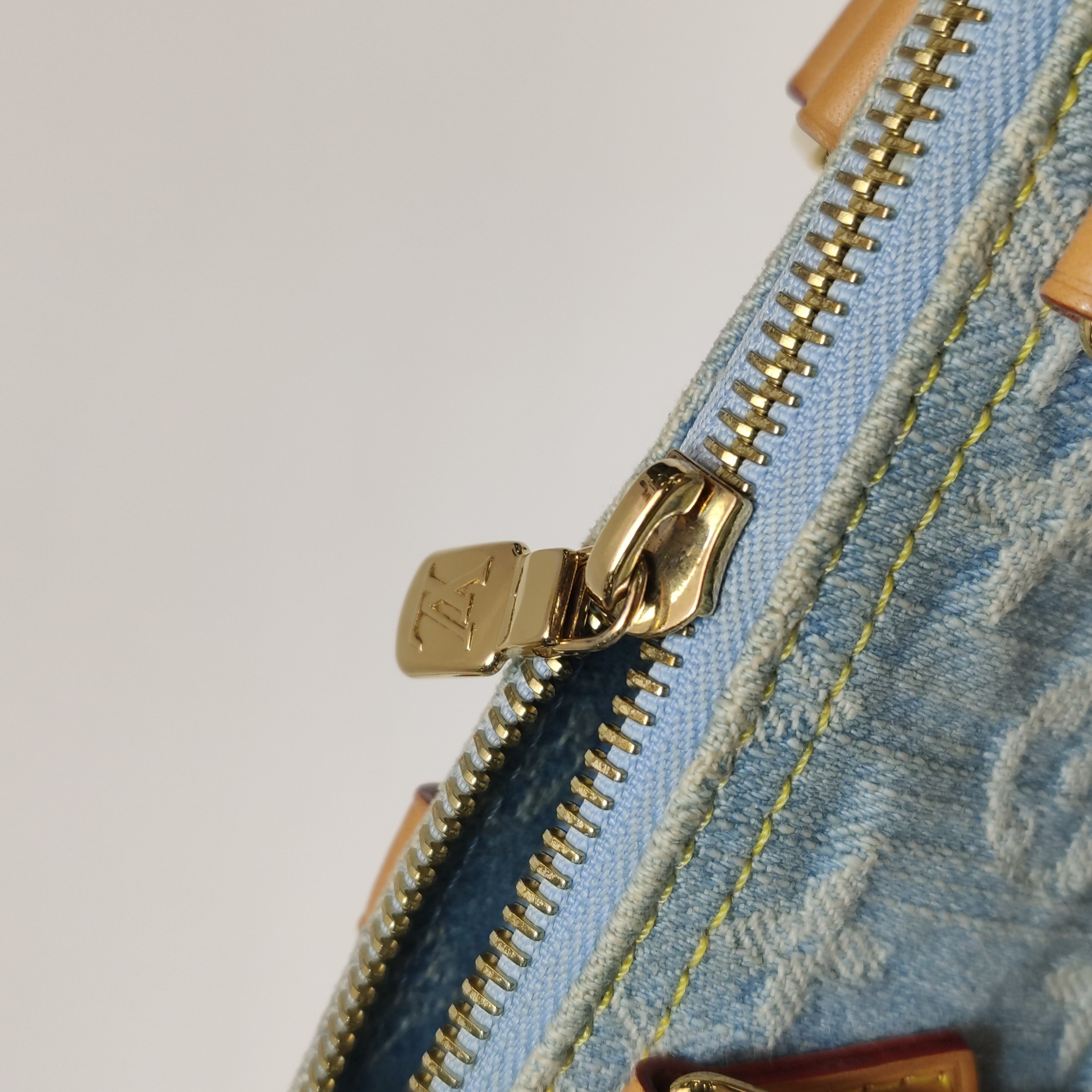 Louis Vuitton(LV) Speedy Bandouliere NM Bag Monogram Denim Sky Nano — photo 9 of 16