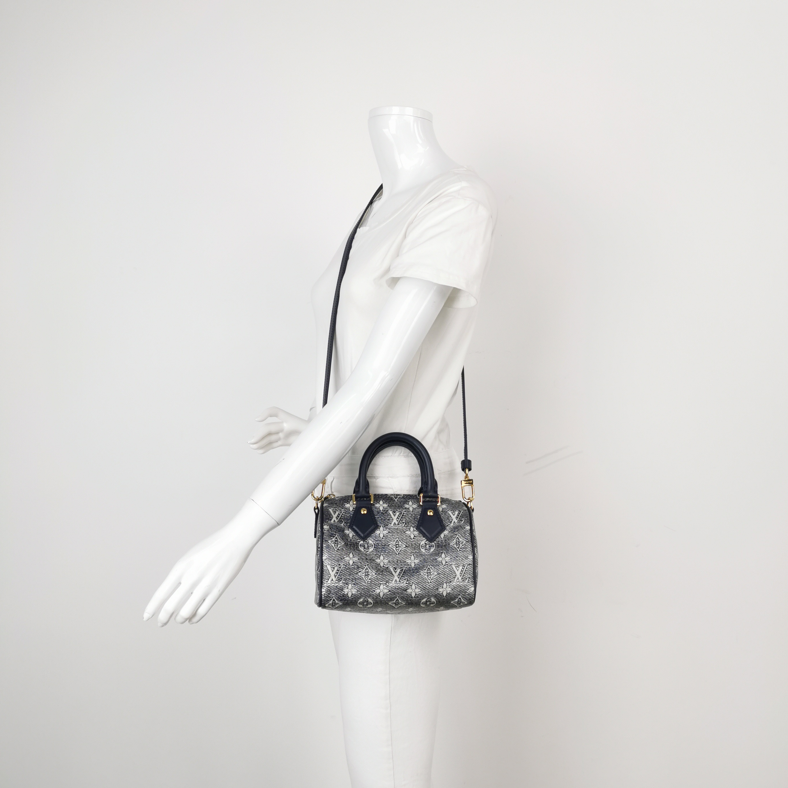 Louis Vuitton(LV) Speedy Bandouliere Bag Monoglam Jacquard Canvas 20 — photo 6 of 14