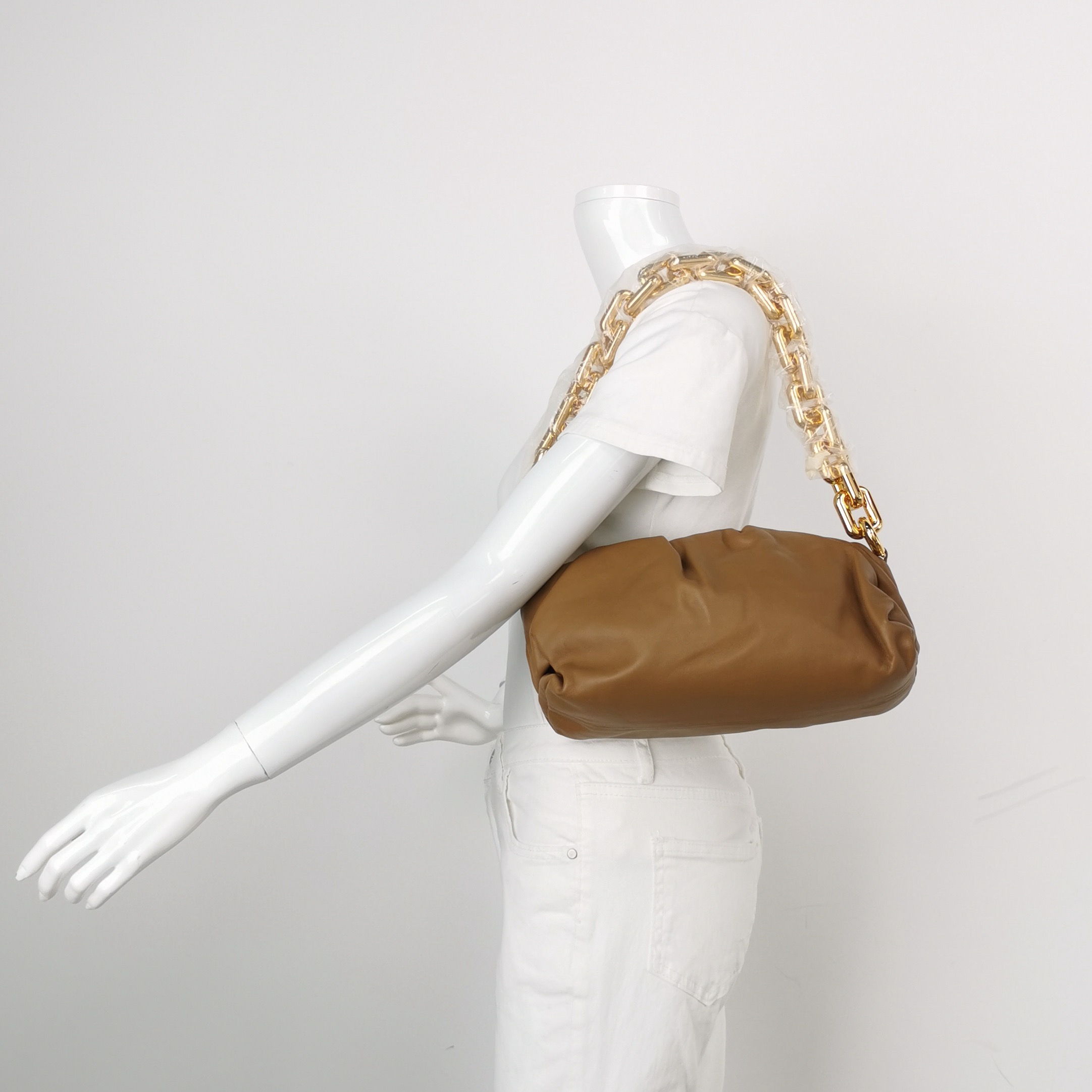 Bottega Veneta The Chain Pouch Leather — alternate view