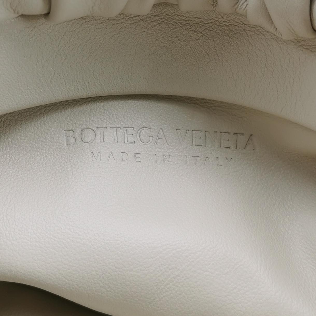 Bottega Veneta The Chain Pouch Leather — photo 8 of 17
