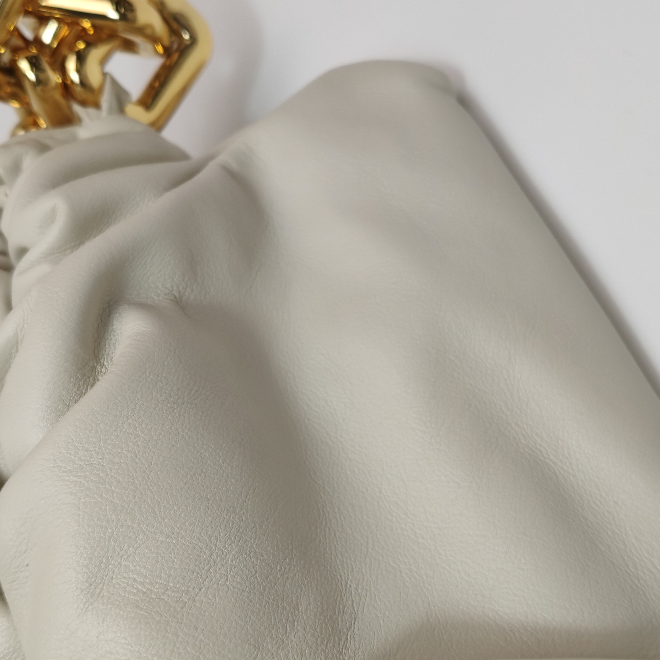 Bottega Veneta The Chain Pouch Leather — photo 16 of 17