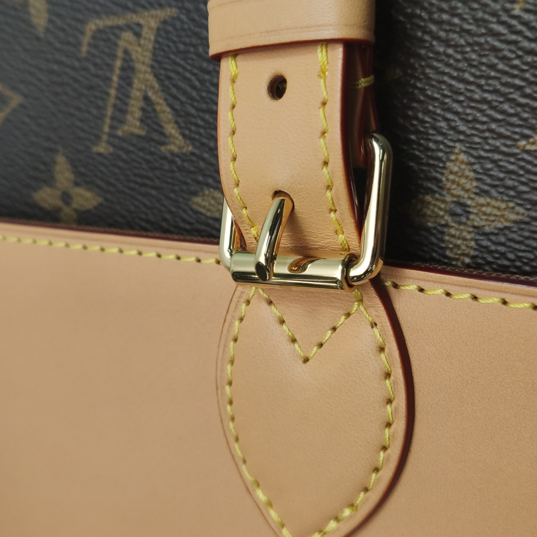 Louis Vuitton(LV) Soho Backpack Centenaire Damier — photo 9 of 18