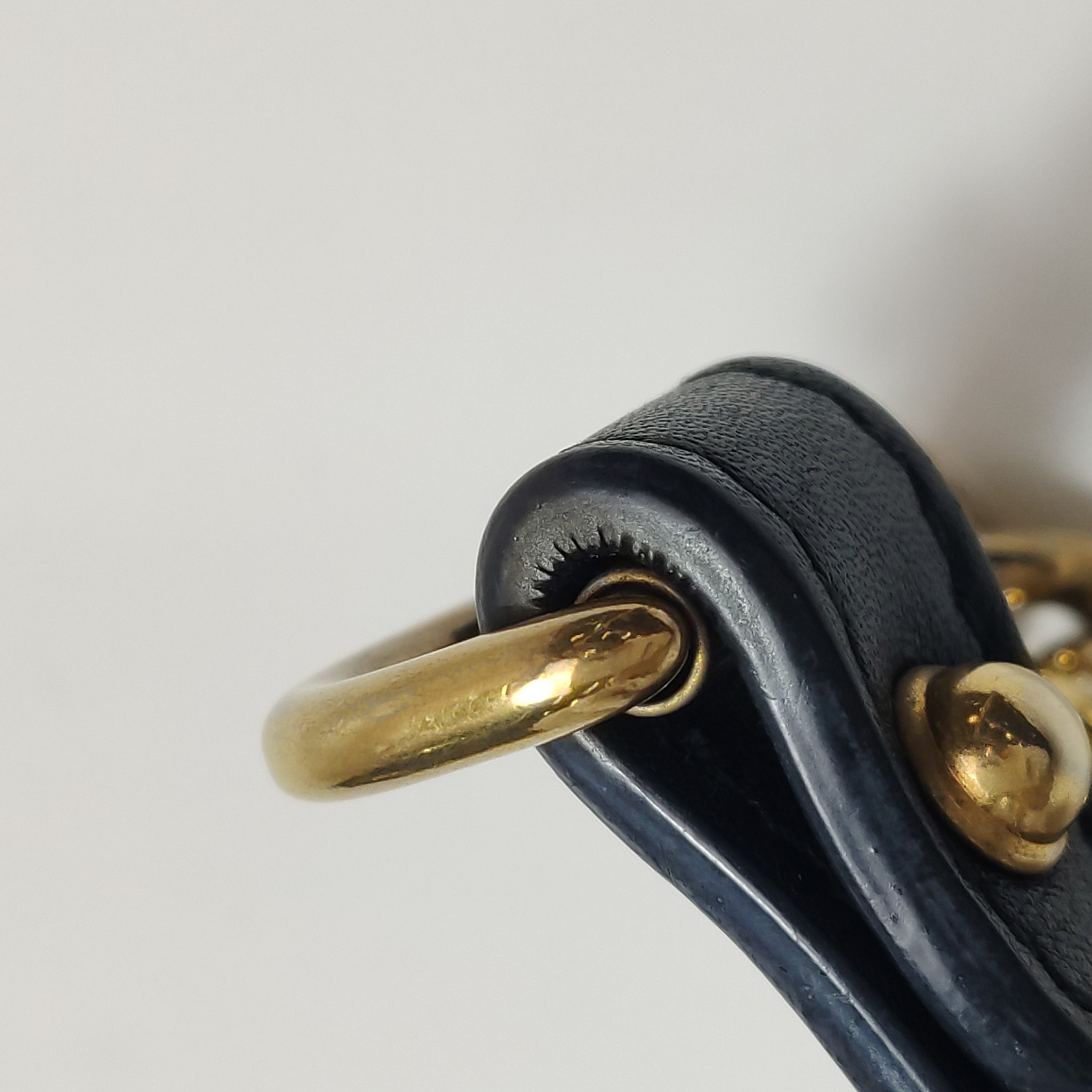 Gucci GG Marmont Flap Bag Matelasse Leather Small — photo 12 of 22